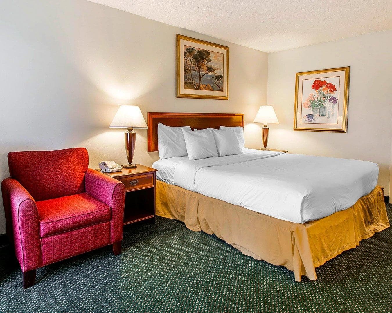 Clarion Inn & Suites Dothan South - Image 3