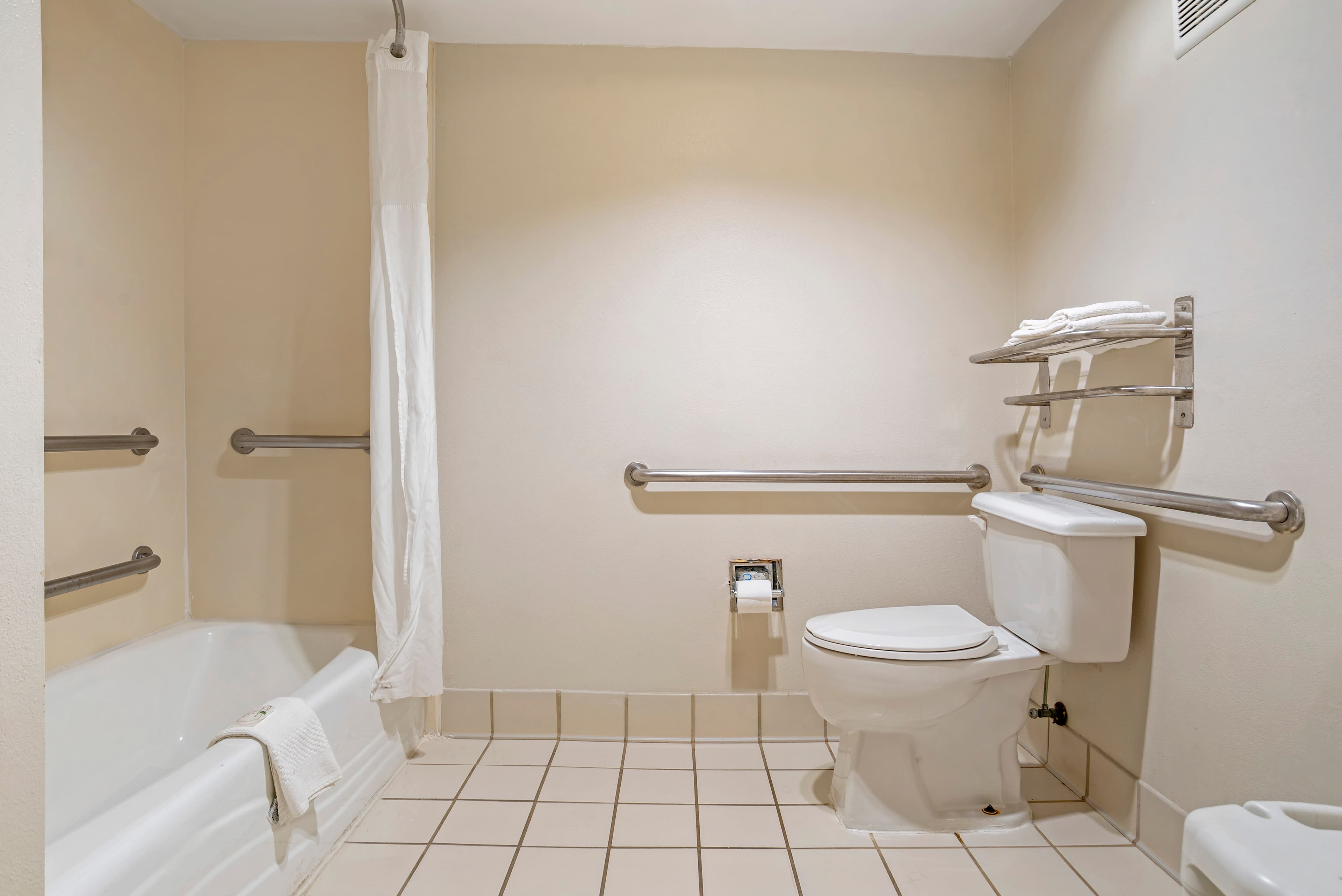 Quality Inn Foley - Gulf Shores North - Image 5