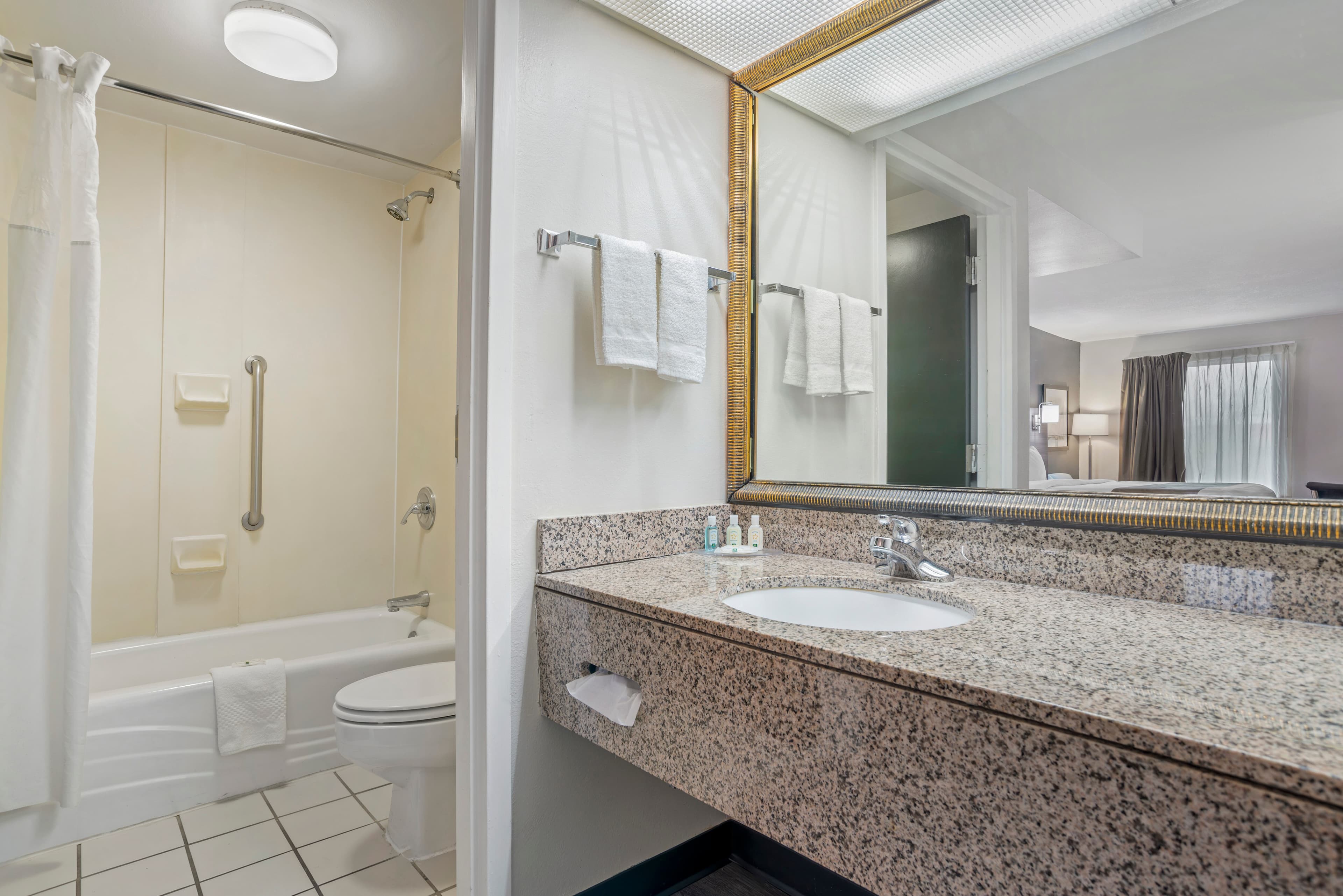 Quality Inn Foley - Gulf Shores North — 18