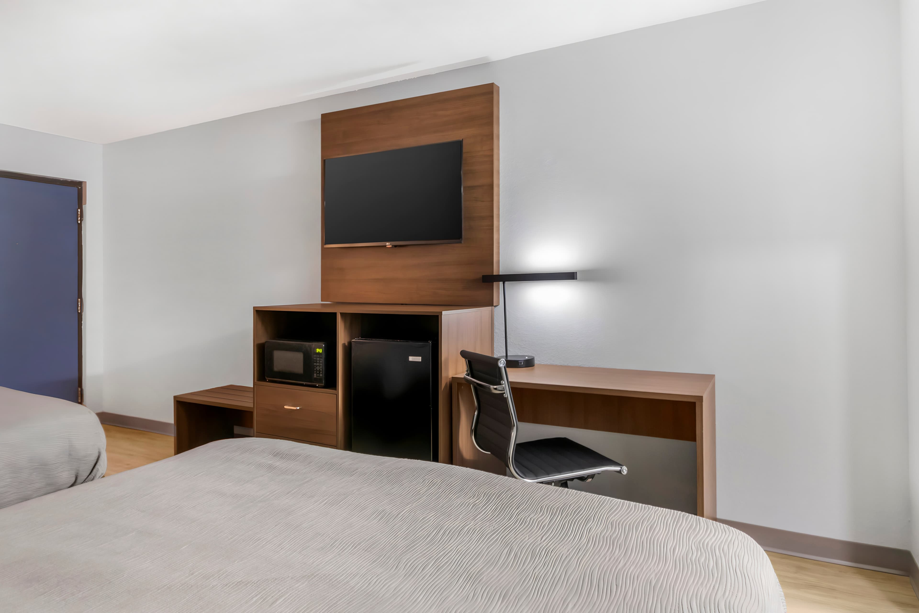 Quality Inn Madison - Huntsville - Image 3