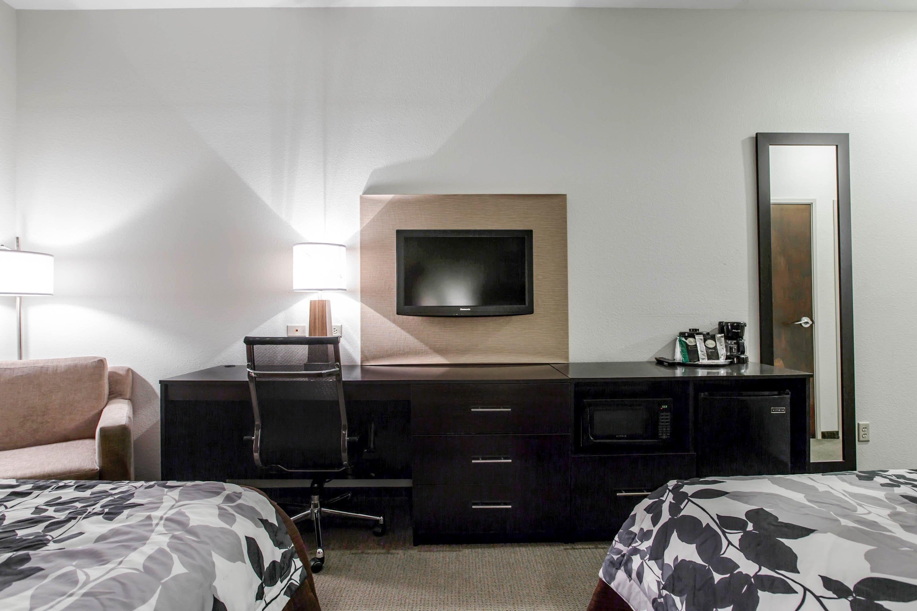 Sleep Inn & Suites Marion - Military Institute — 8