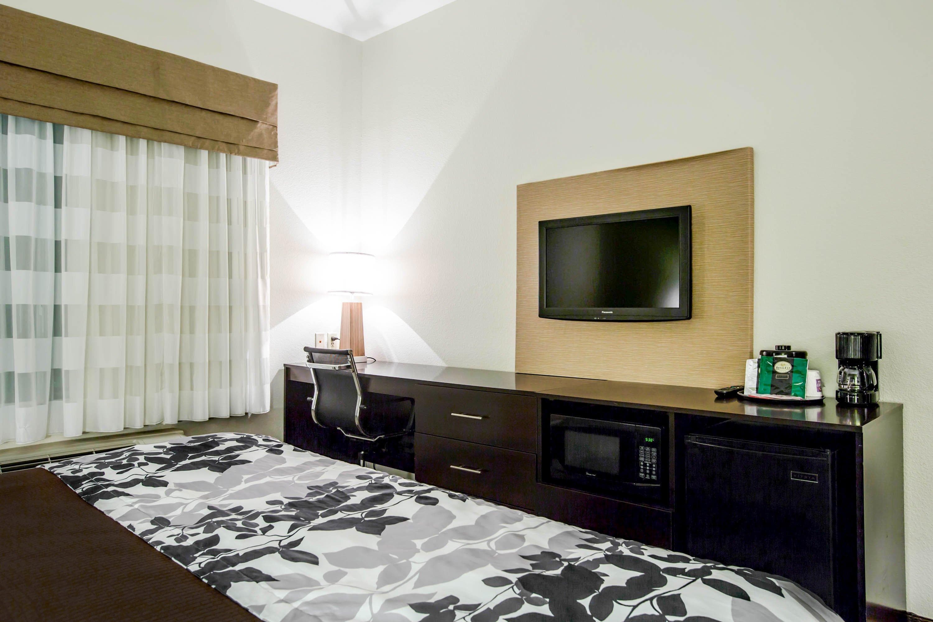 Sleep Inn & Suites Marion - Military Institute — 12