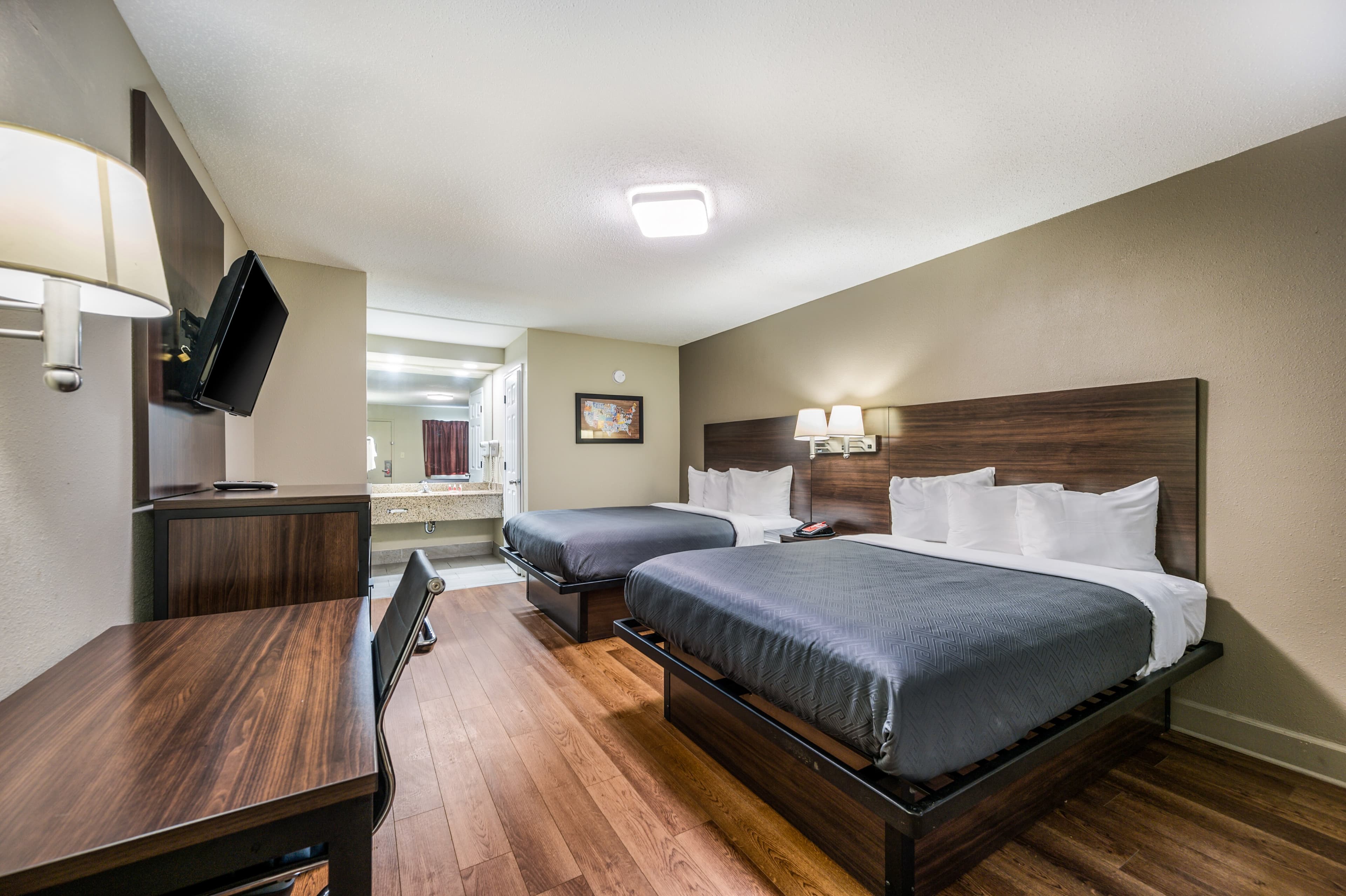 Econo Lodge Inn & Suites Huntsville University Area — 23