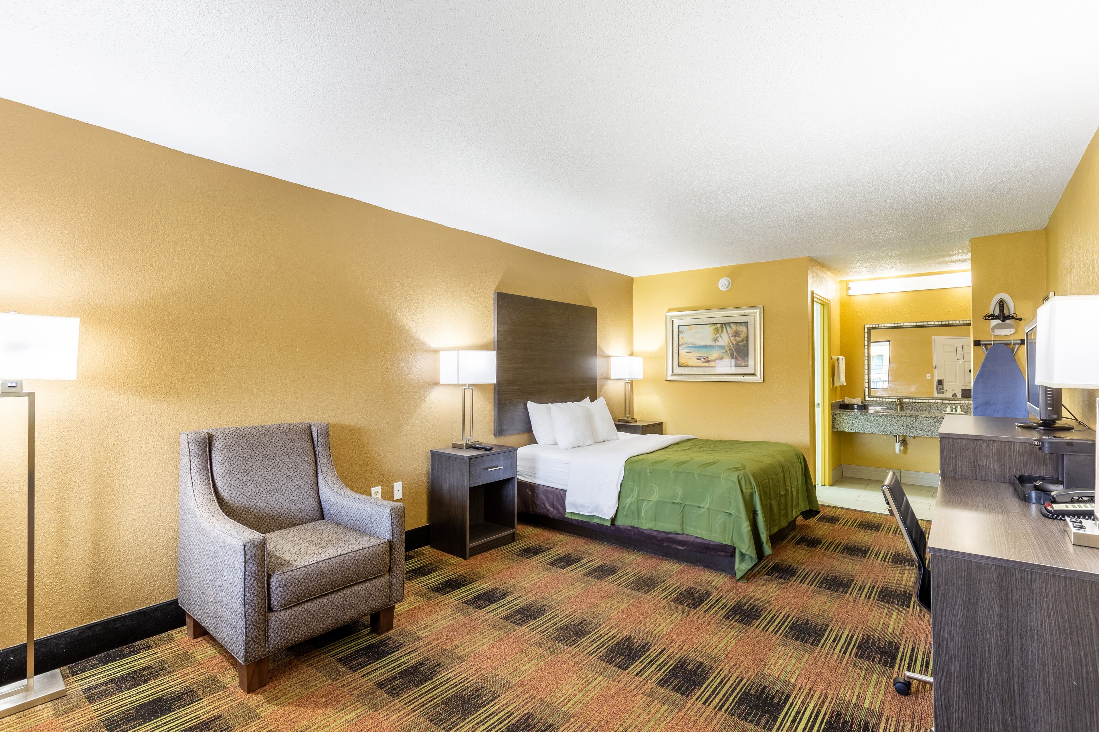 Quality Inn Mobile West Tillmans Corner — 11