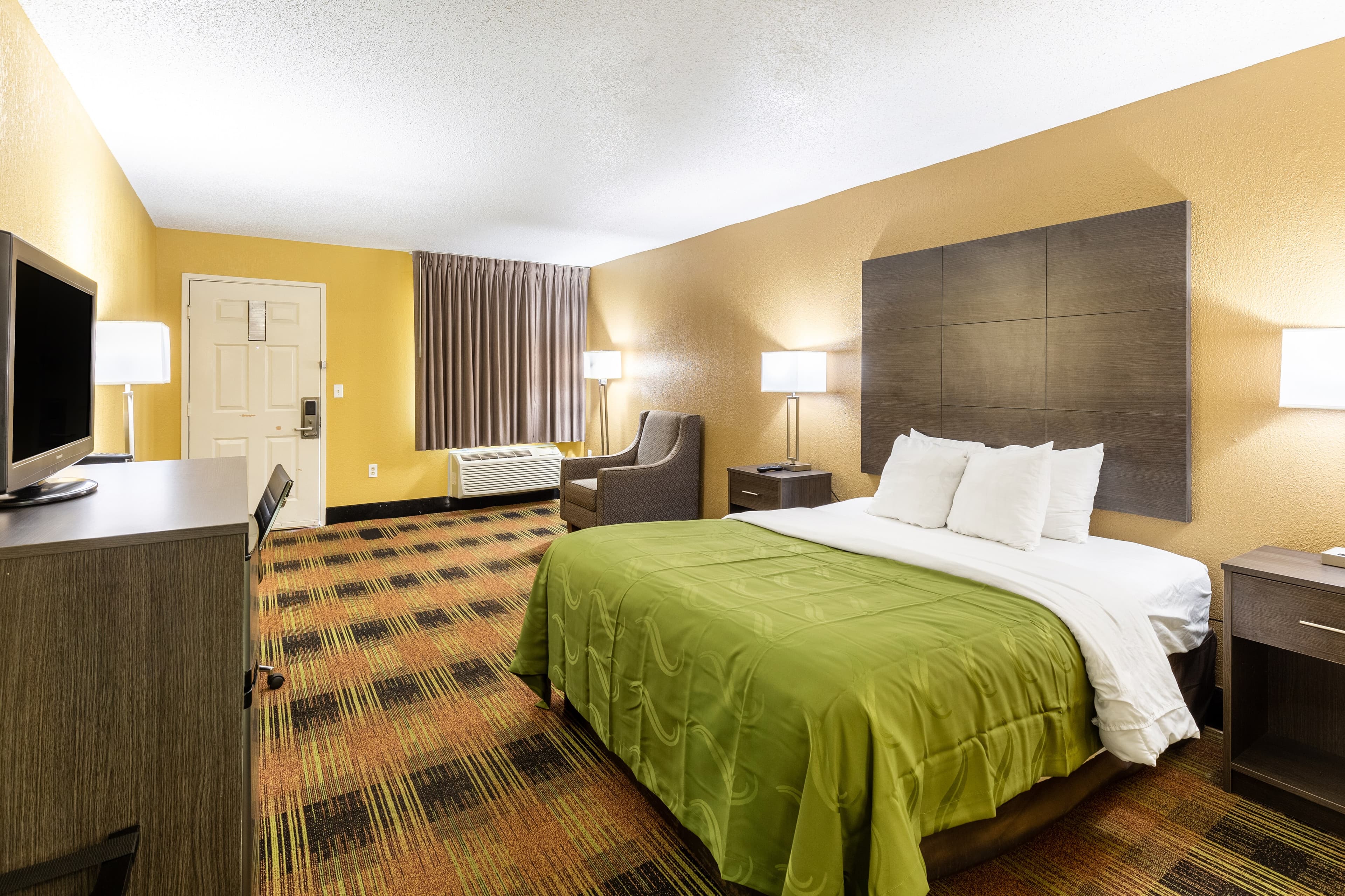 Quality Inn Mobile West Tillmans Corner — 14