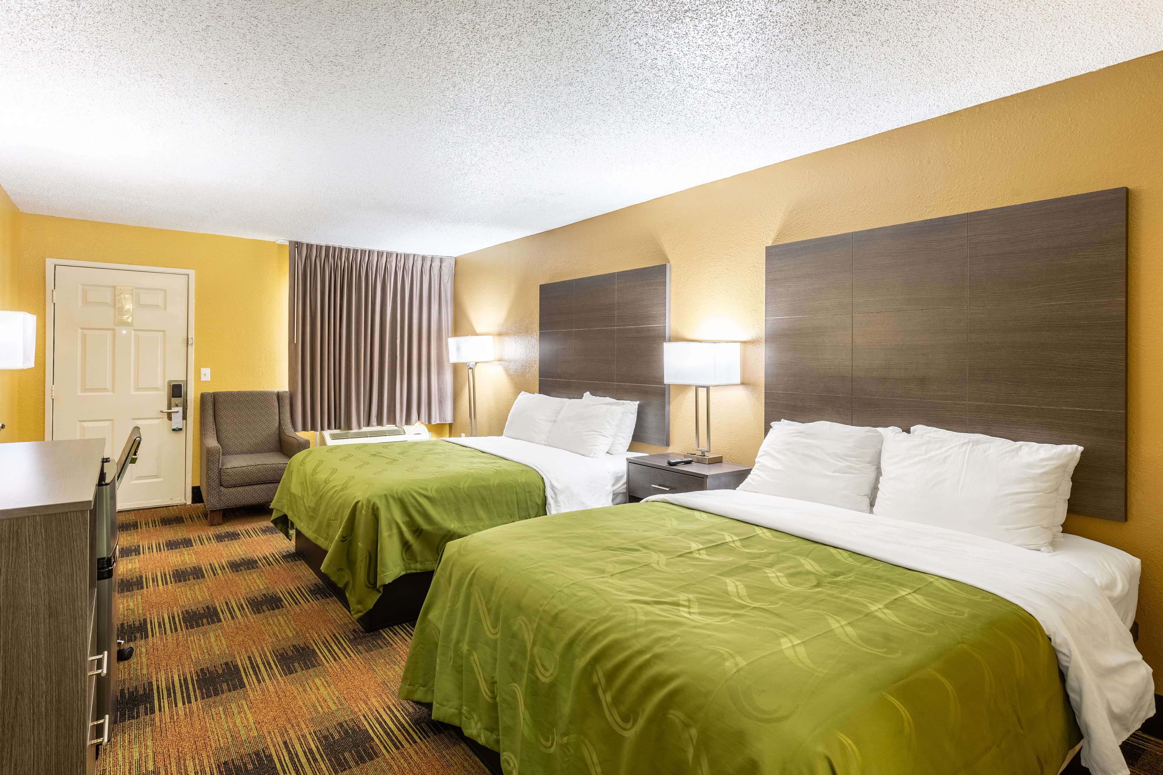 Quality Inn Mobile West Tillmans Corner — 8
