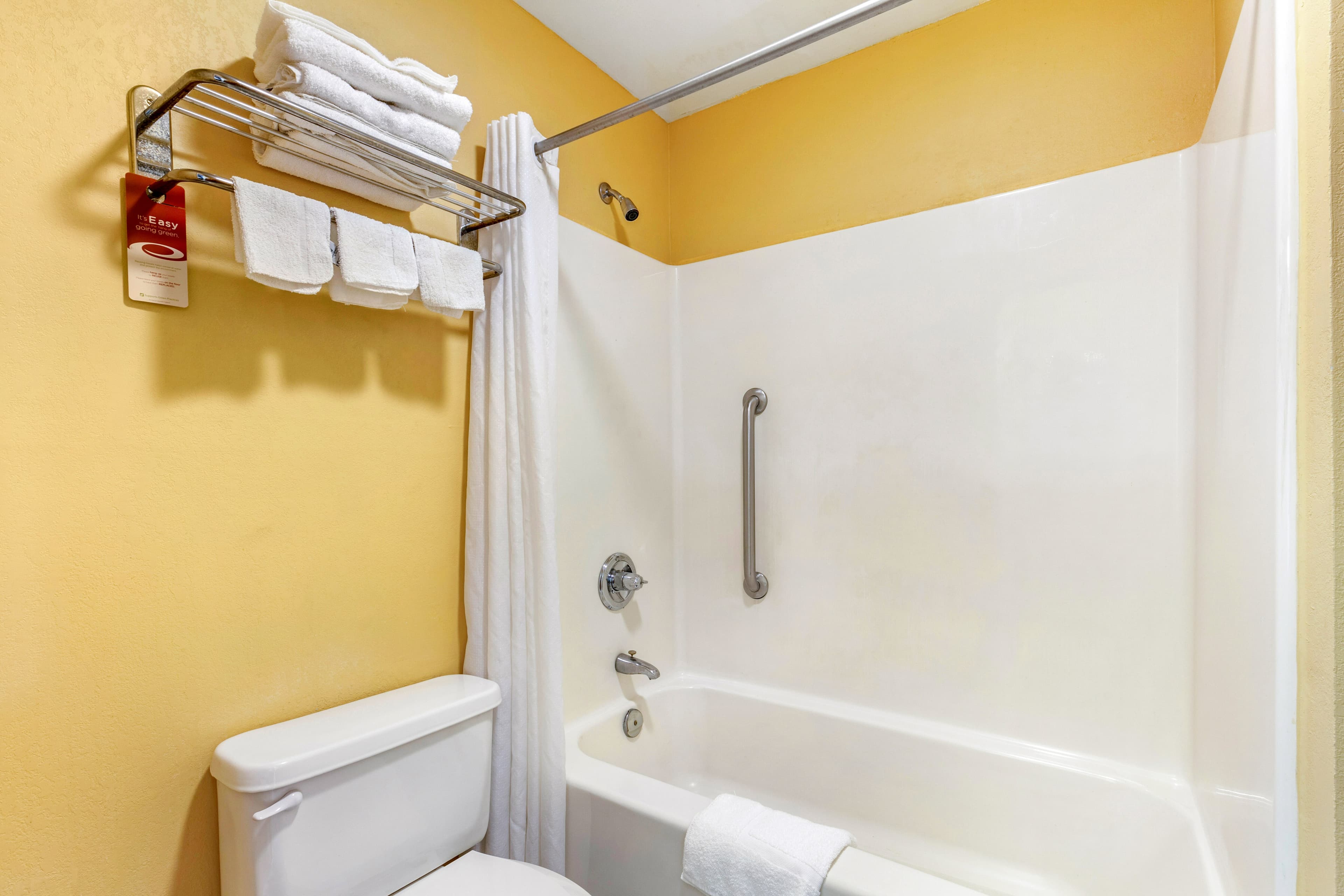 Econo Lodge Northport - Tuscaloosa North — 33