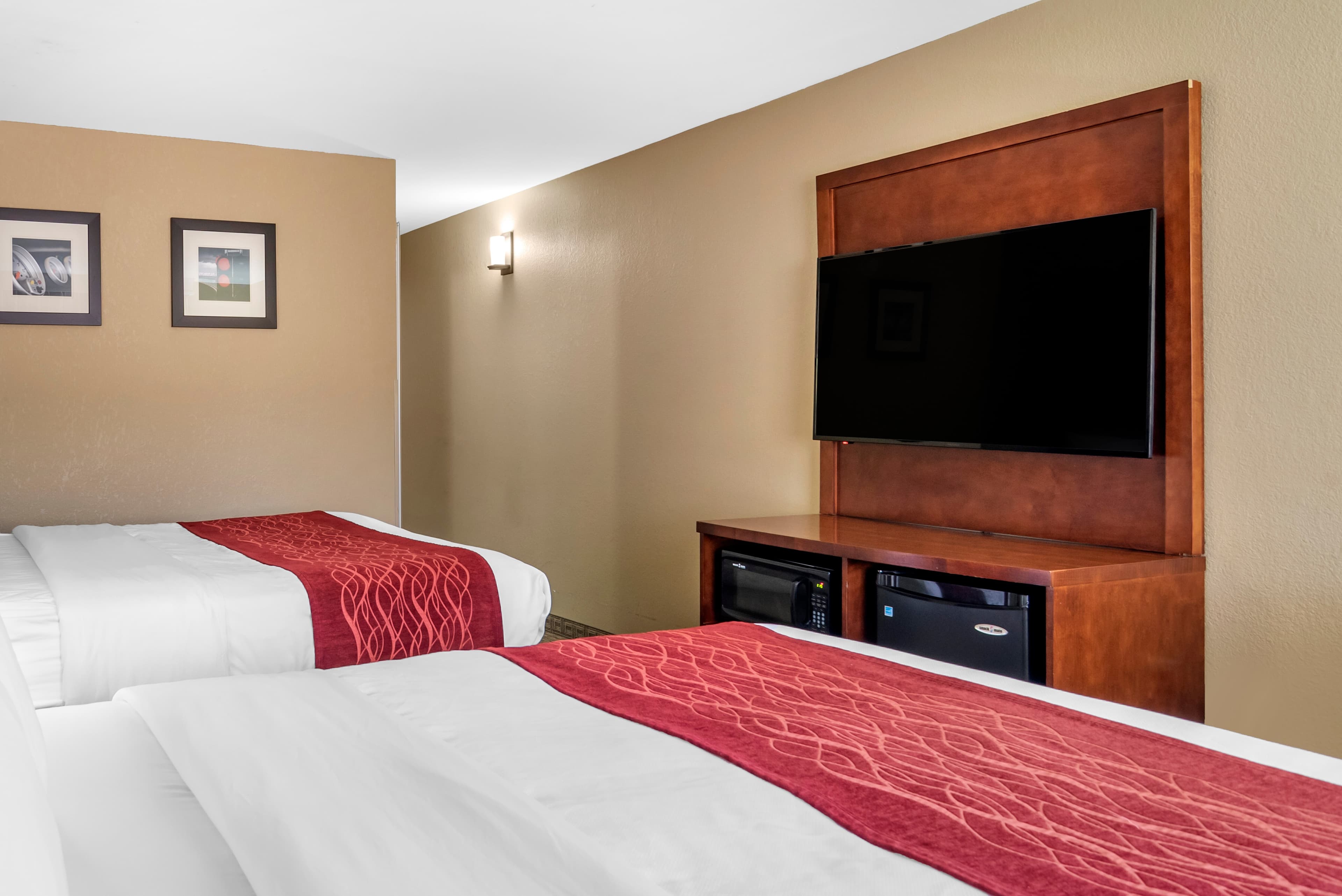 Comfort Inn & Suites Leeds I-20 — 11