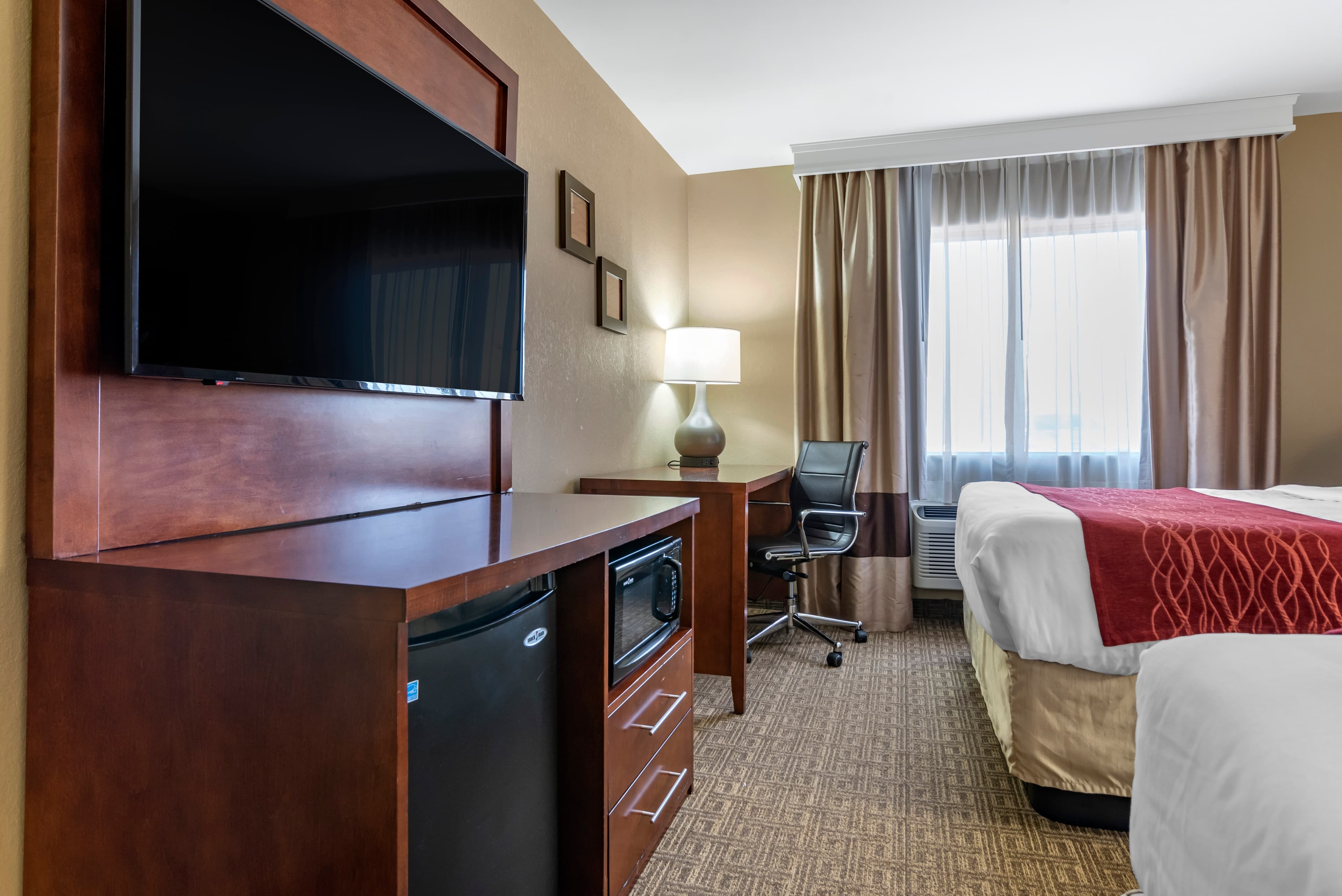 Comfort Inn & Suites Leeds I-20 — 29