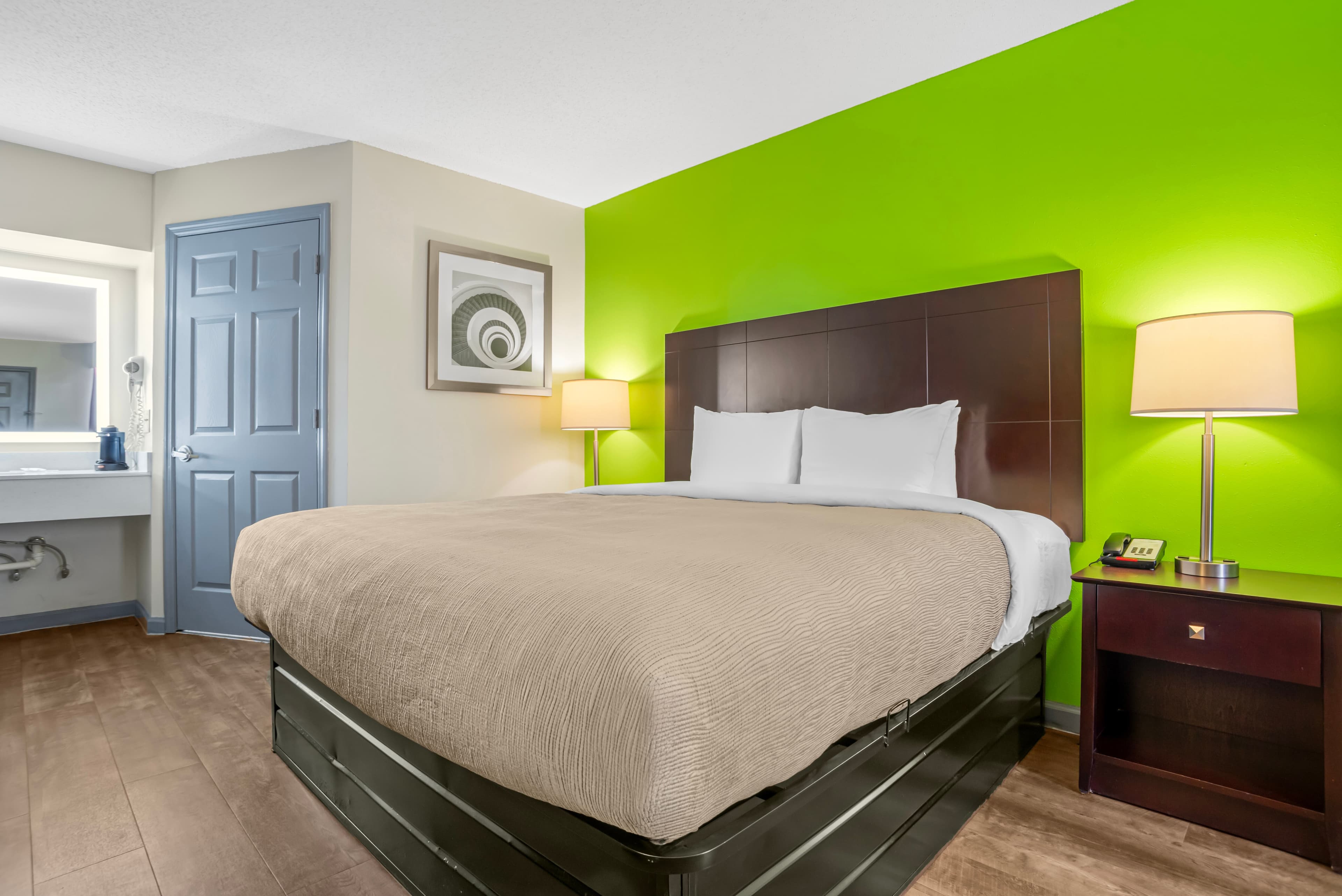 Quality Inn Bessemer I-20 exit 108 — 19