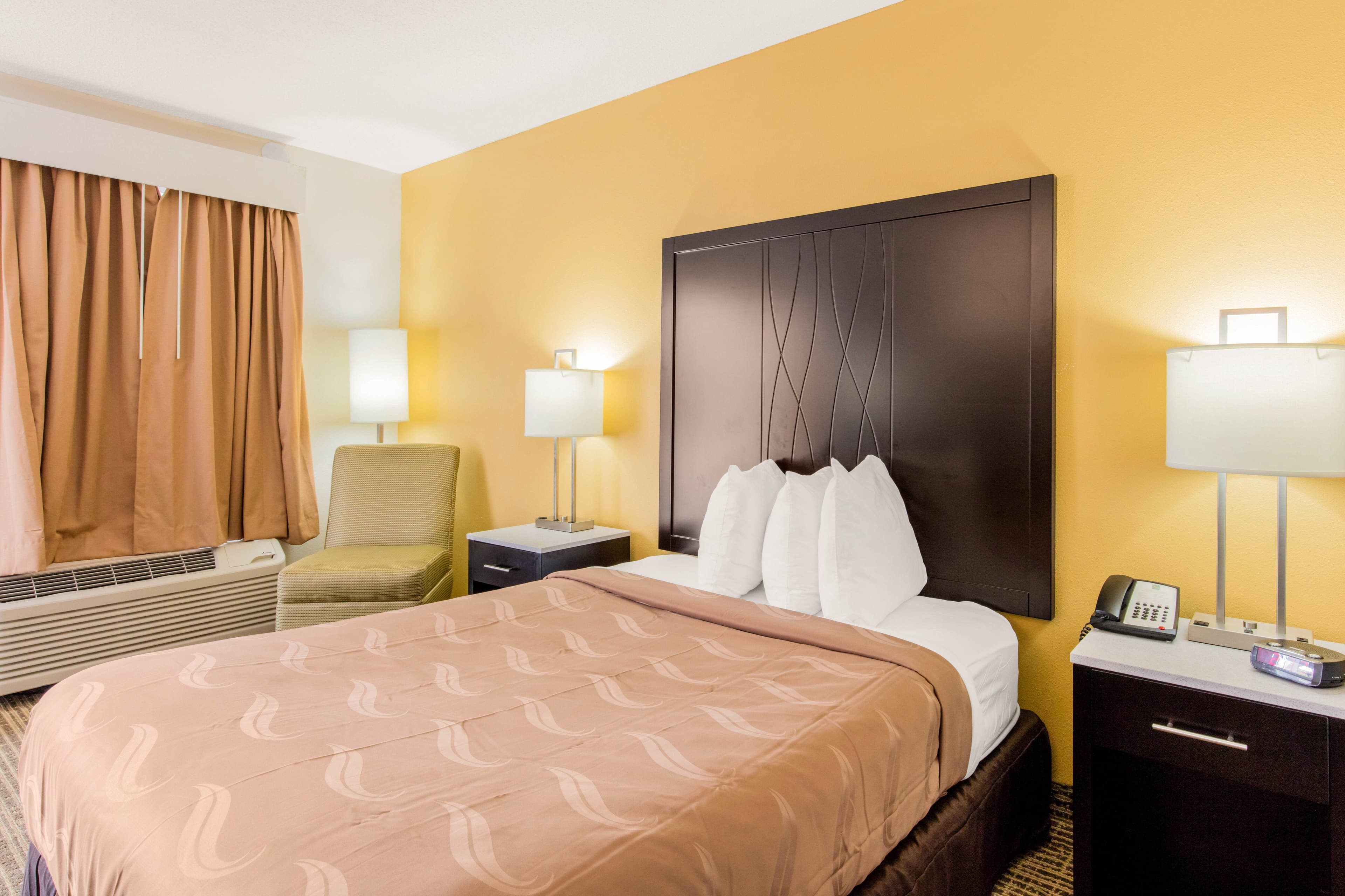 Quality Inn Trussville I-59 exit 141 - Image 2