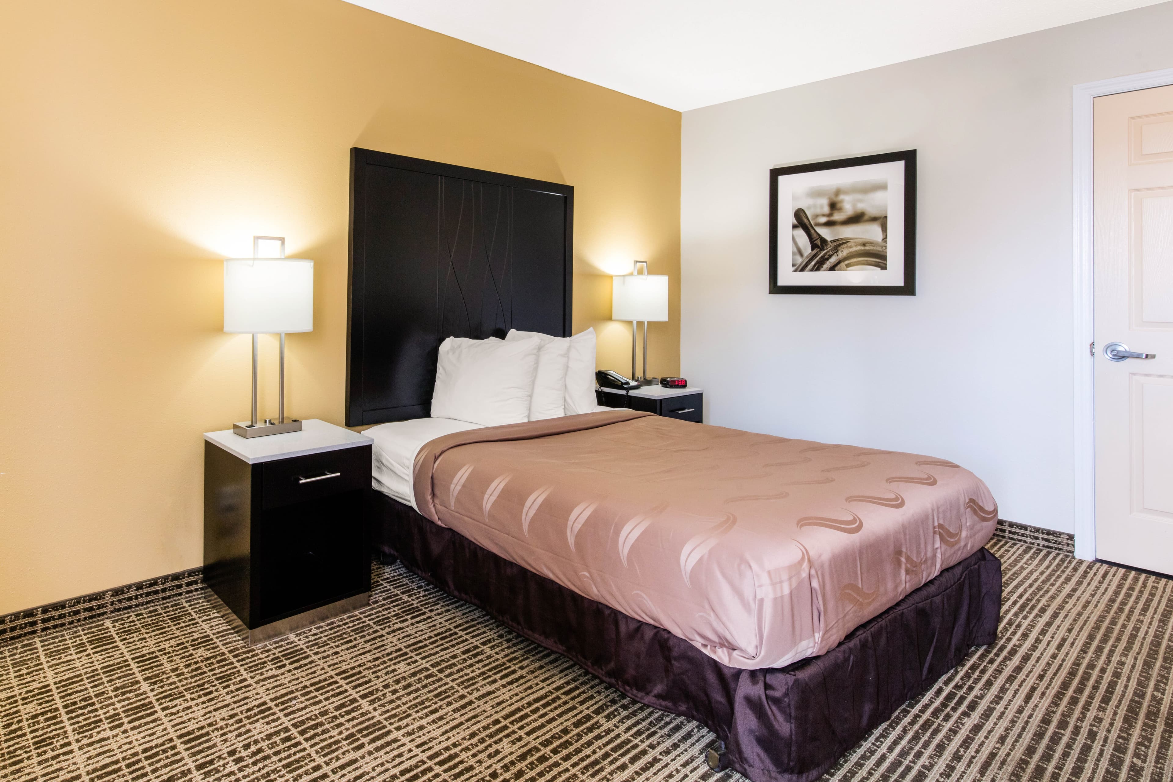 Quality Inn Trussville I-59 exit 141 - Image 4