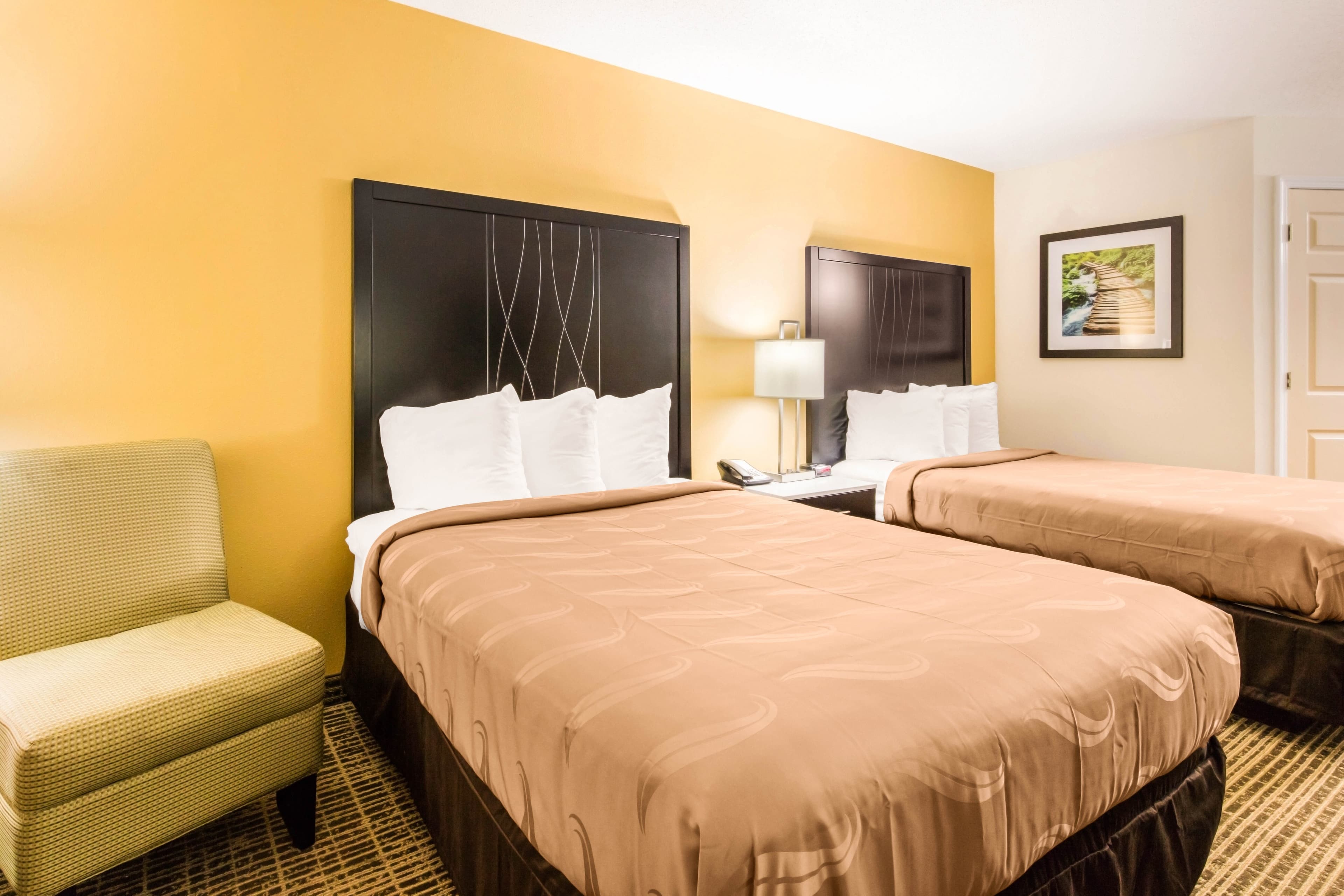 Quality Inn Trussville I-59 exit 141 - Image 1