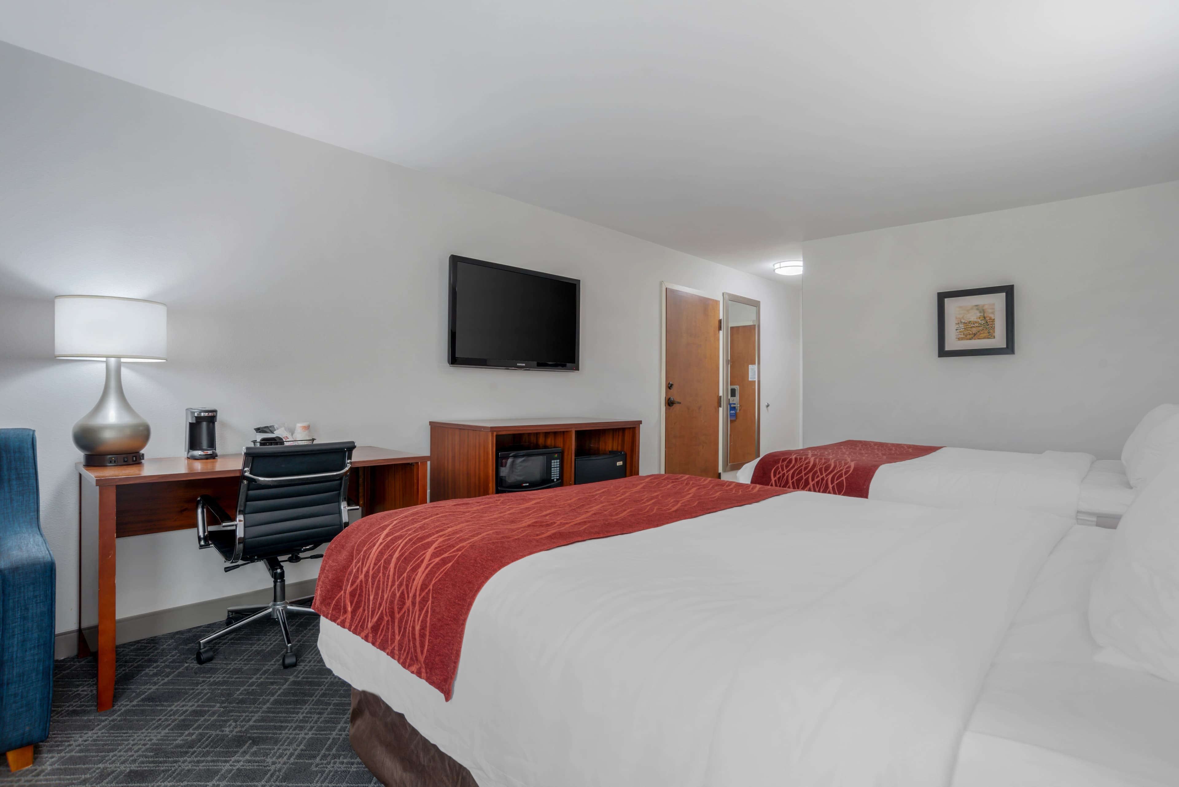 Comfort Inn & Suites Fultondale Gardendale I-65 — 7
