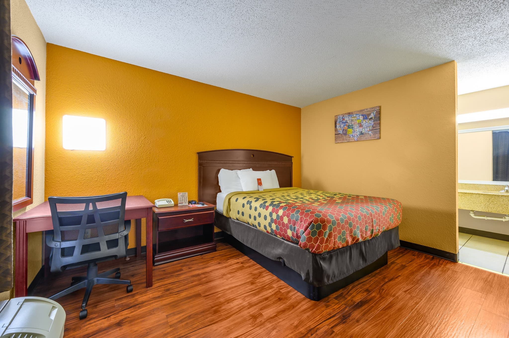 Econo Lodge Decatur South - Image 2