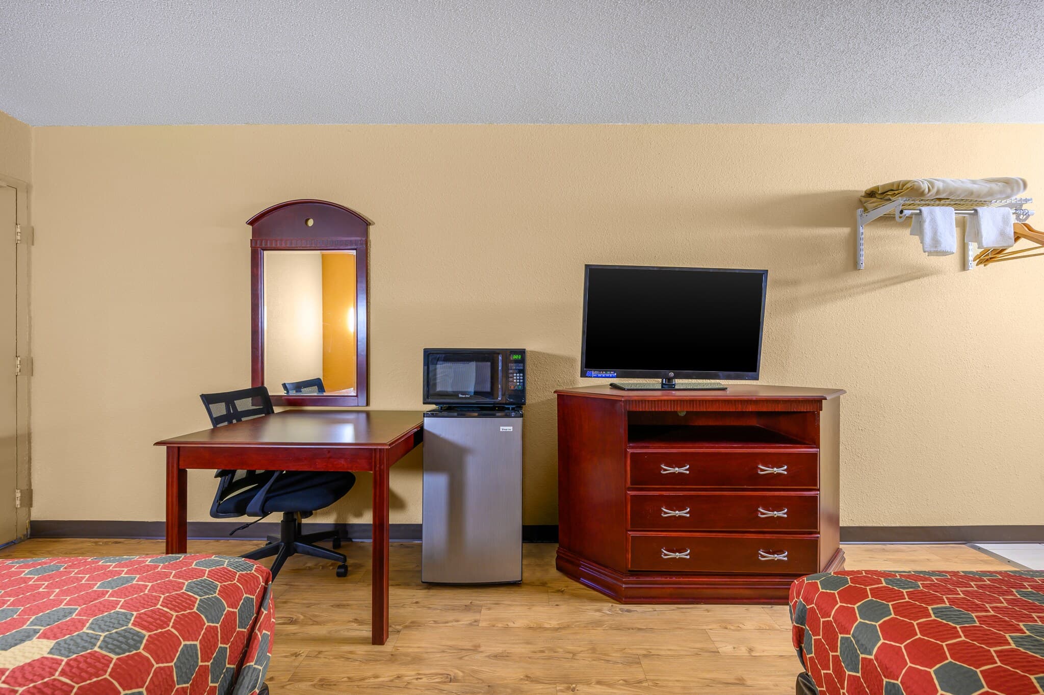 Econo Lodge Decatur South — 6