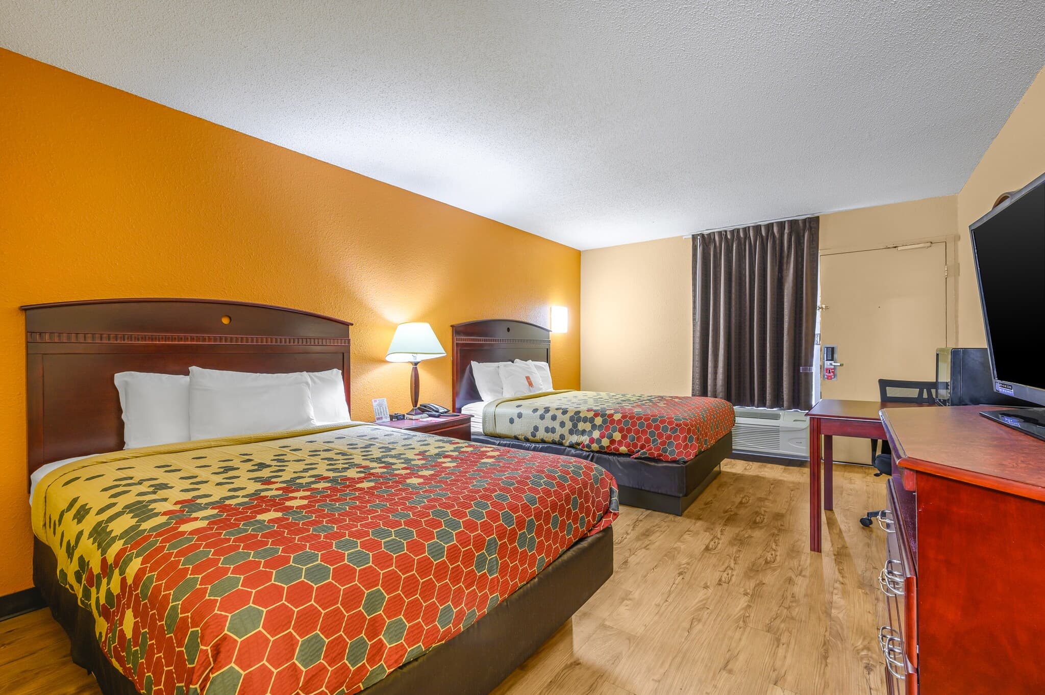 Econo Lodge Decatur South — 7