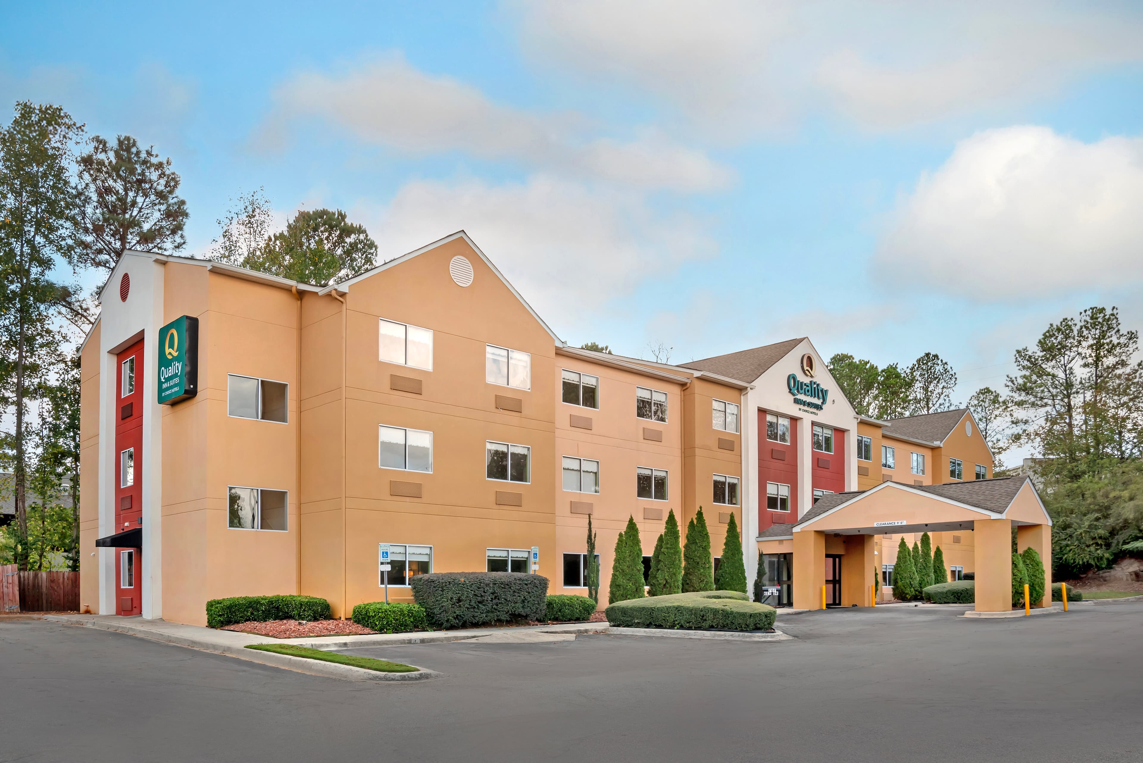 Quality Inn & Suites Birmingham - Highway 280 - Image 1