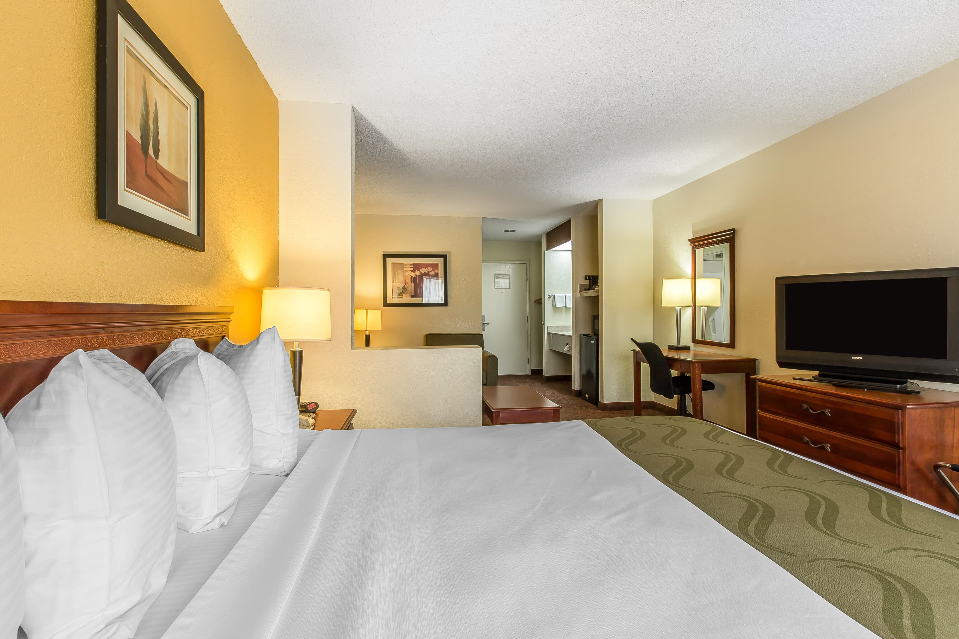 Quality Inn Montgomery South - Image 4