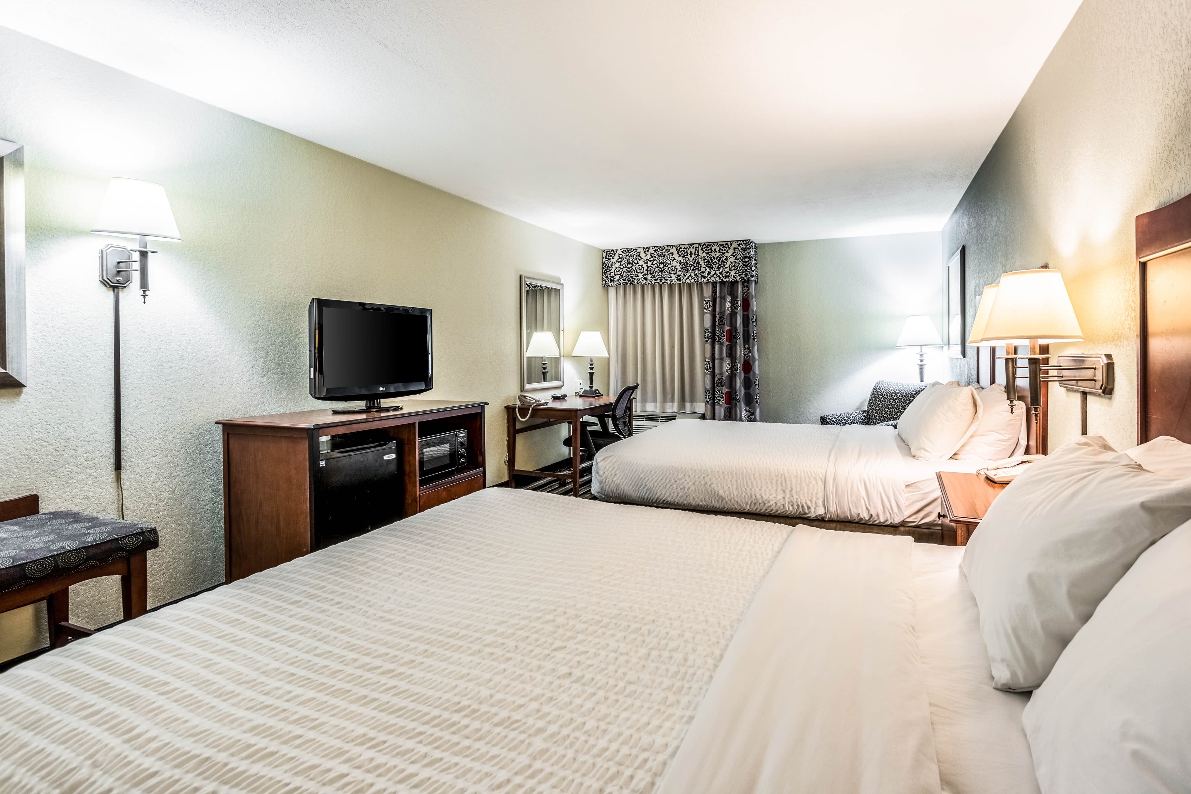 Clarion Pointe Huntsville Research Park — 5