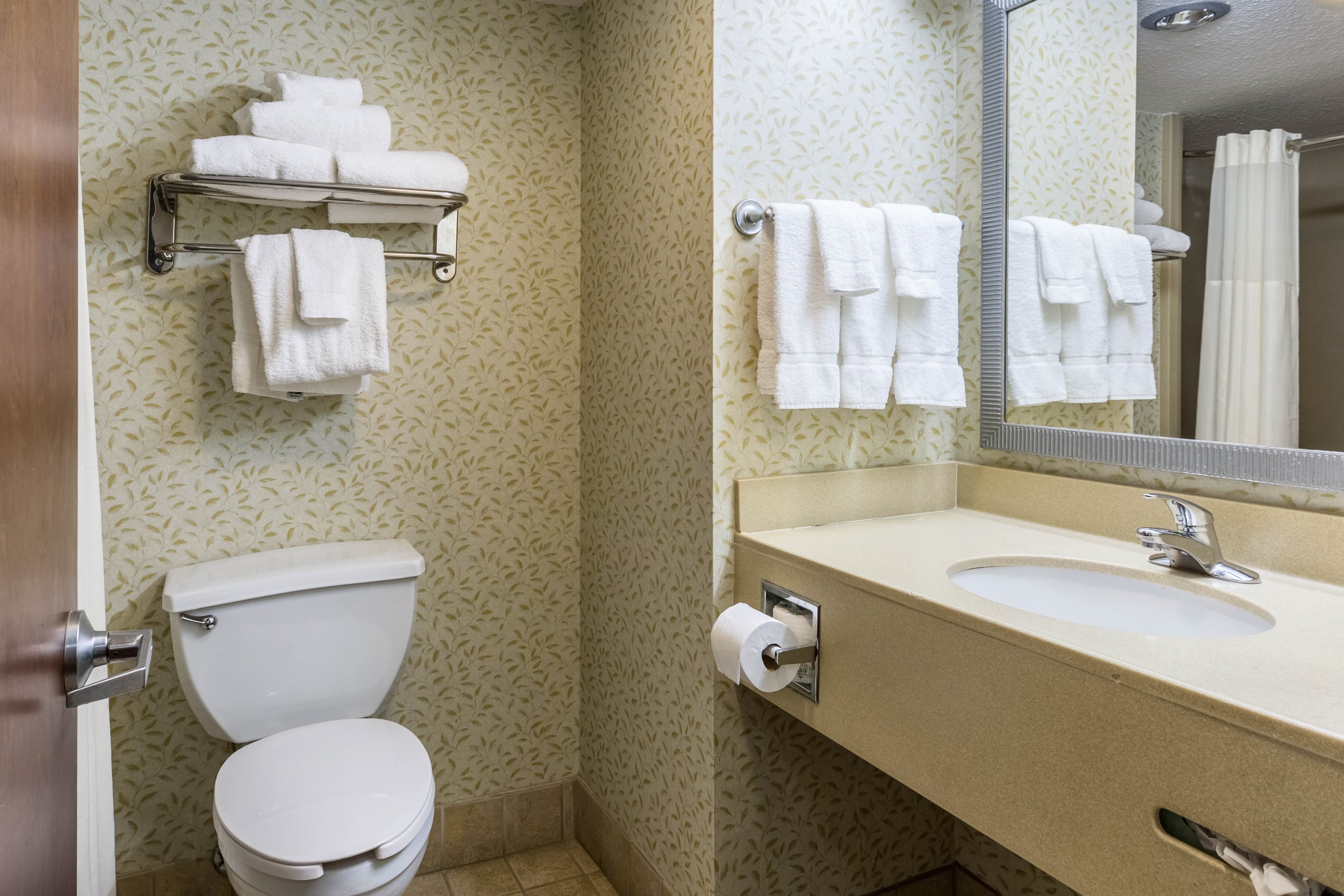 Clarion Pointe Huntsville Research Park — 7