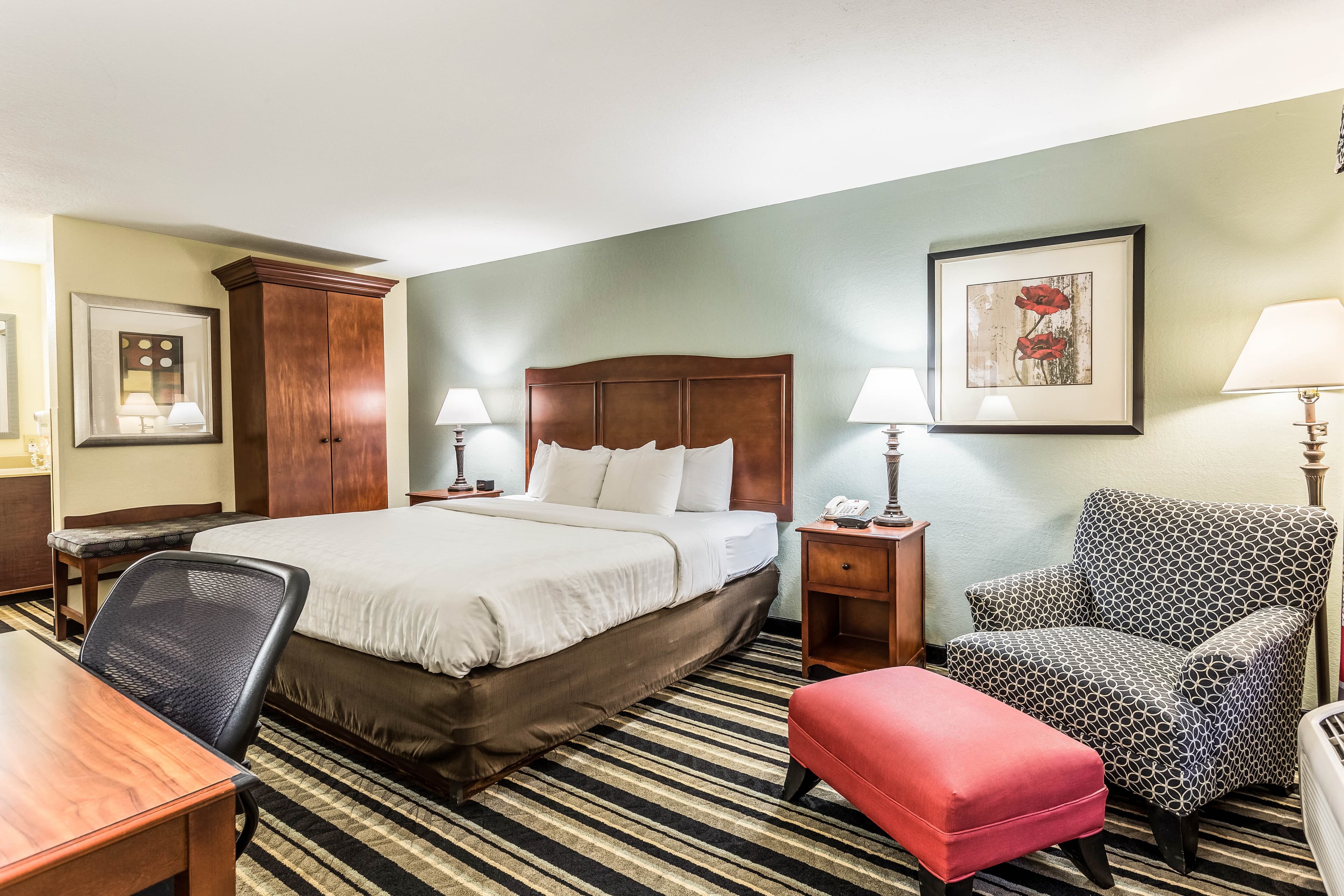 Clarion Pointe Huntsville Research Park — 10
