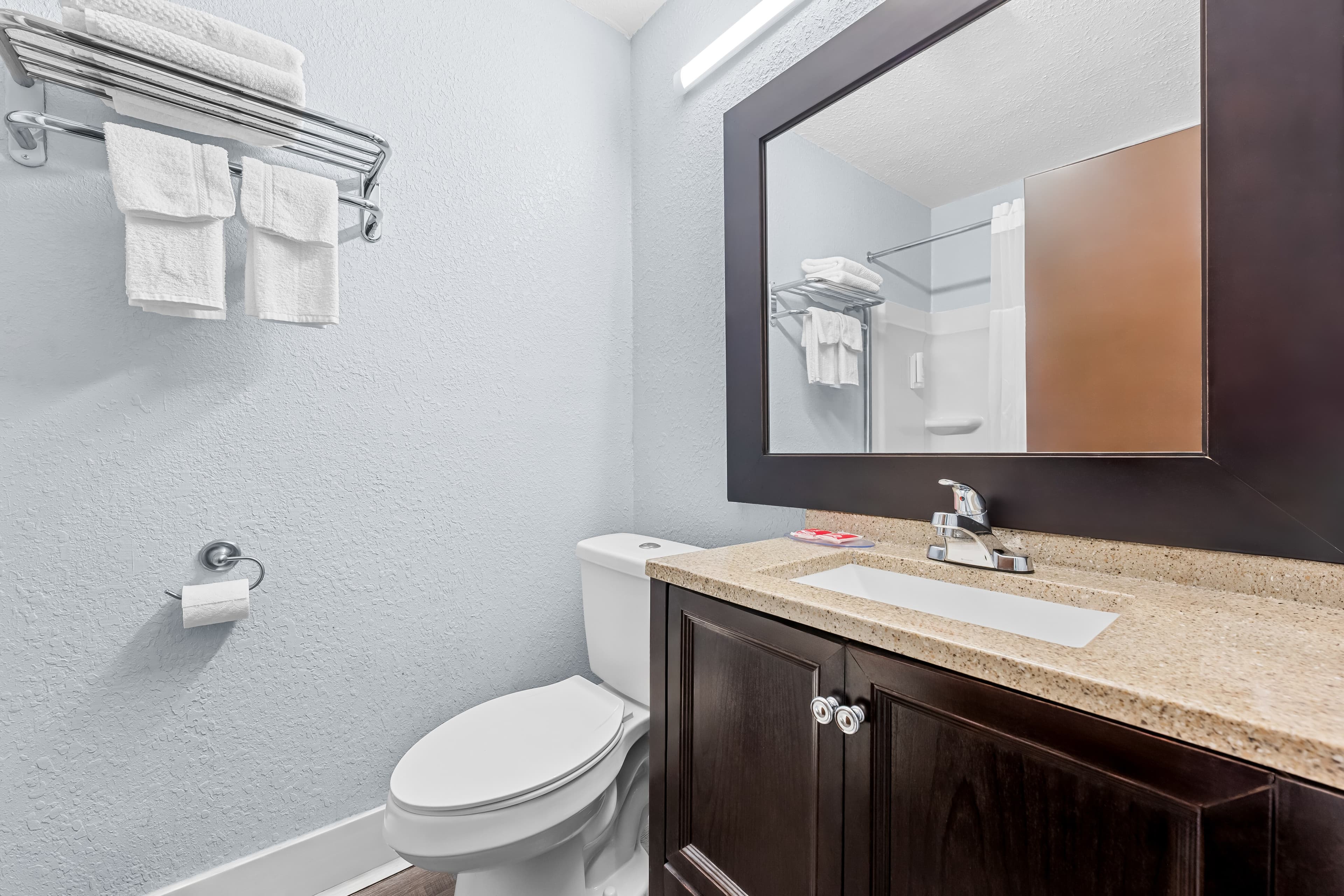 Econo Lodge Montgomery South I-65 — 16