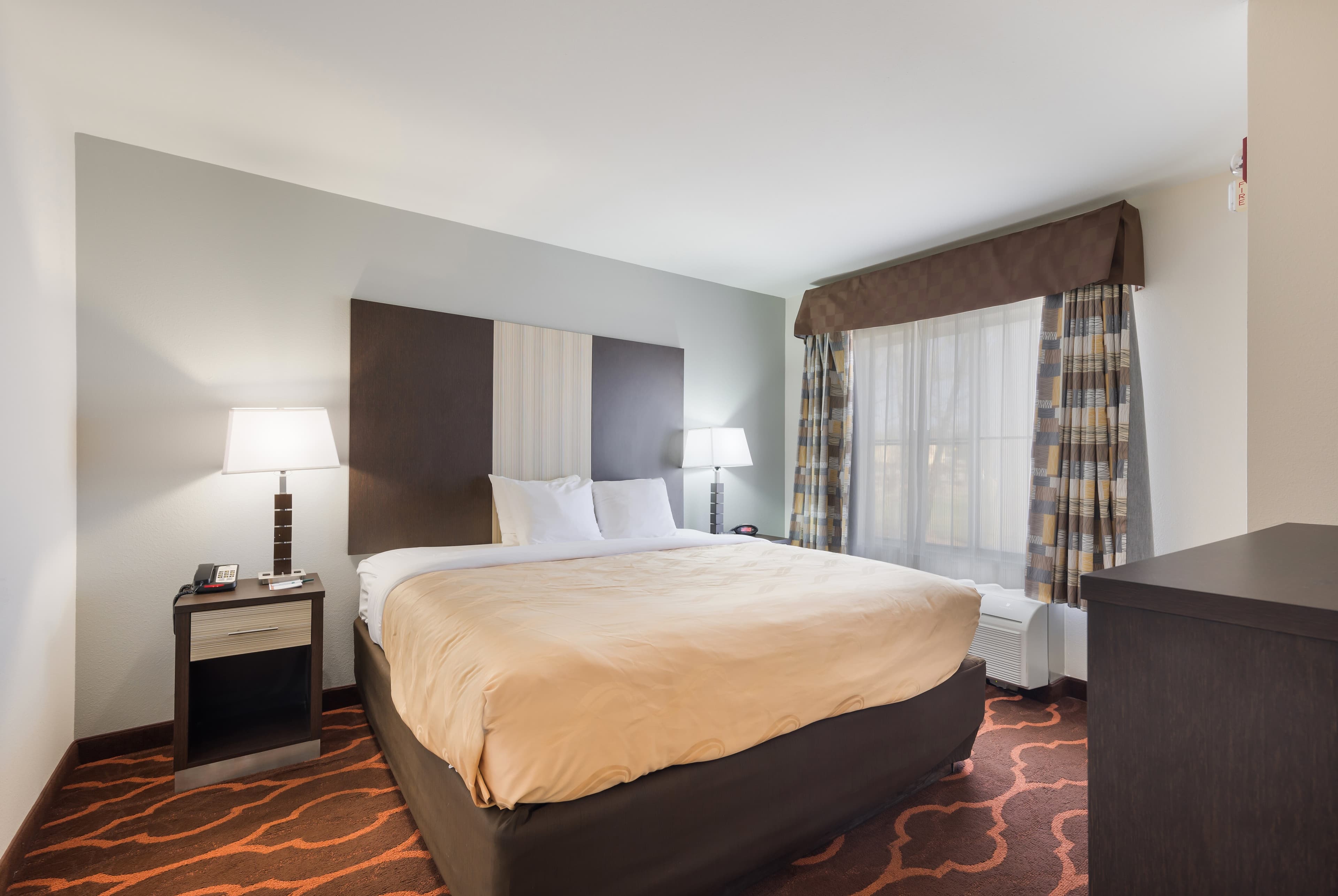 Quality Inn & Suites Huntsville Research Park Area - Image 5