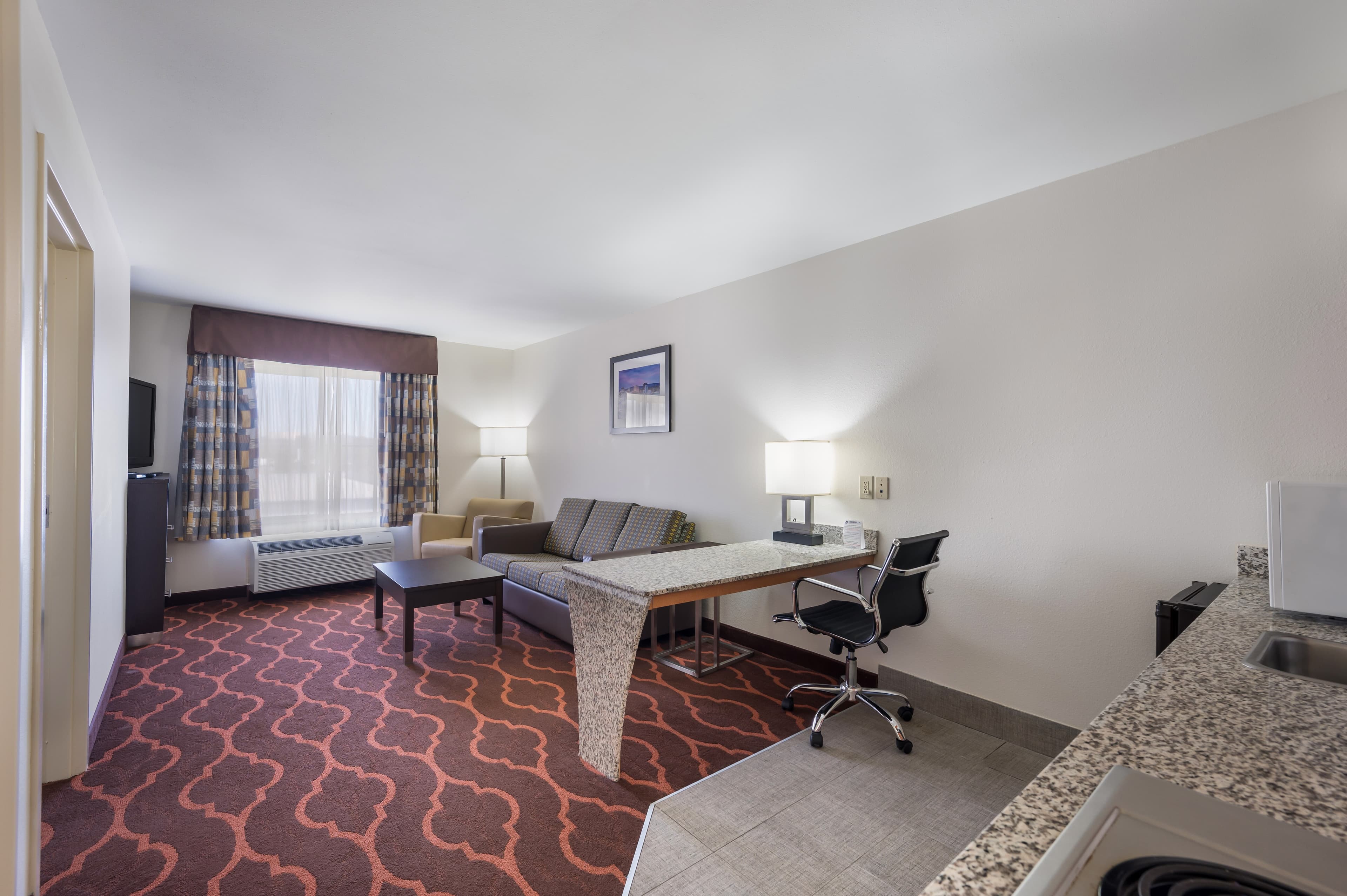 Quality Inn & Suites Huntsville Research Park Area — 8