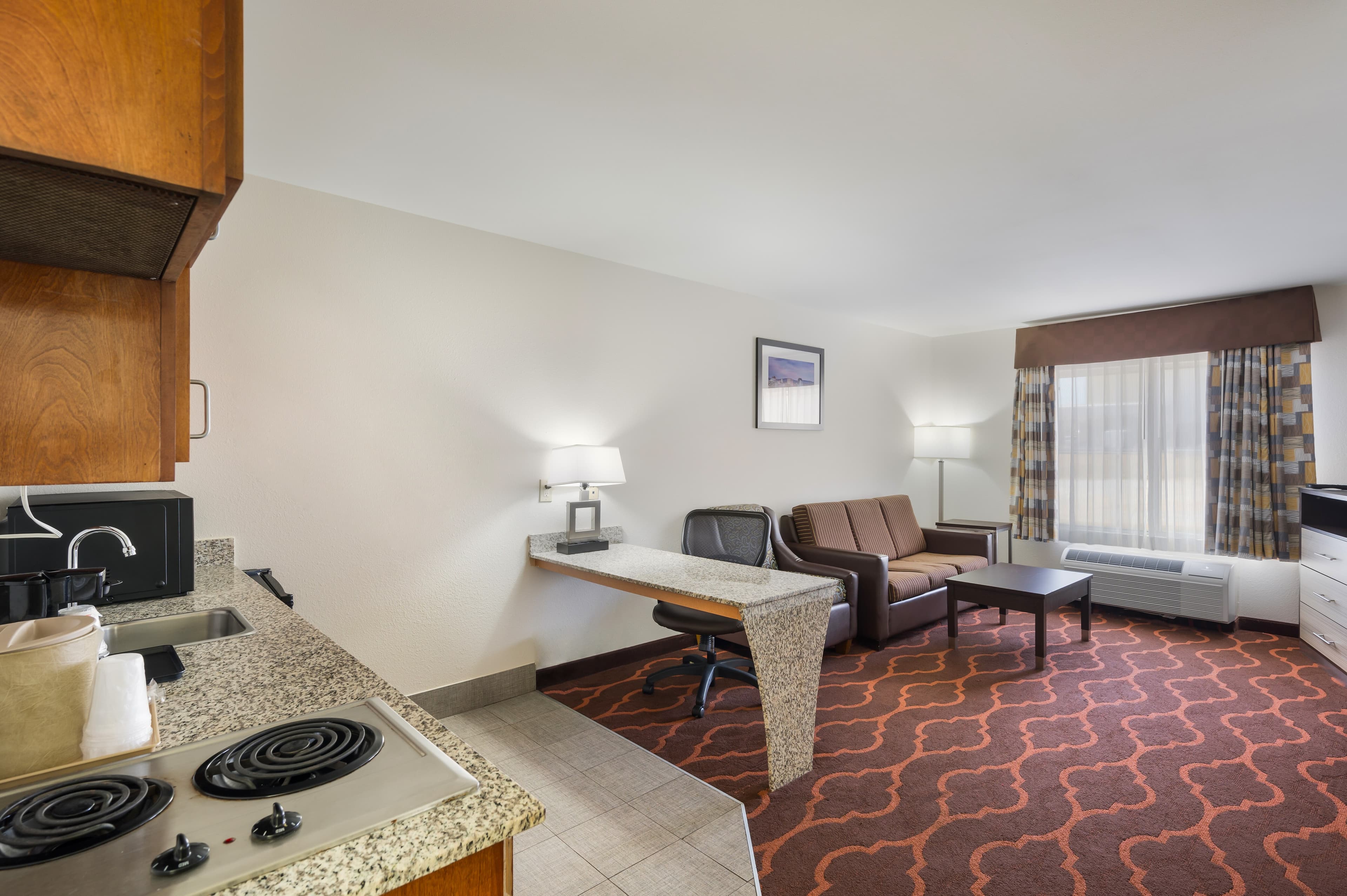 Quality Inn & Suites Huntsville Research Park Area - Image 4