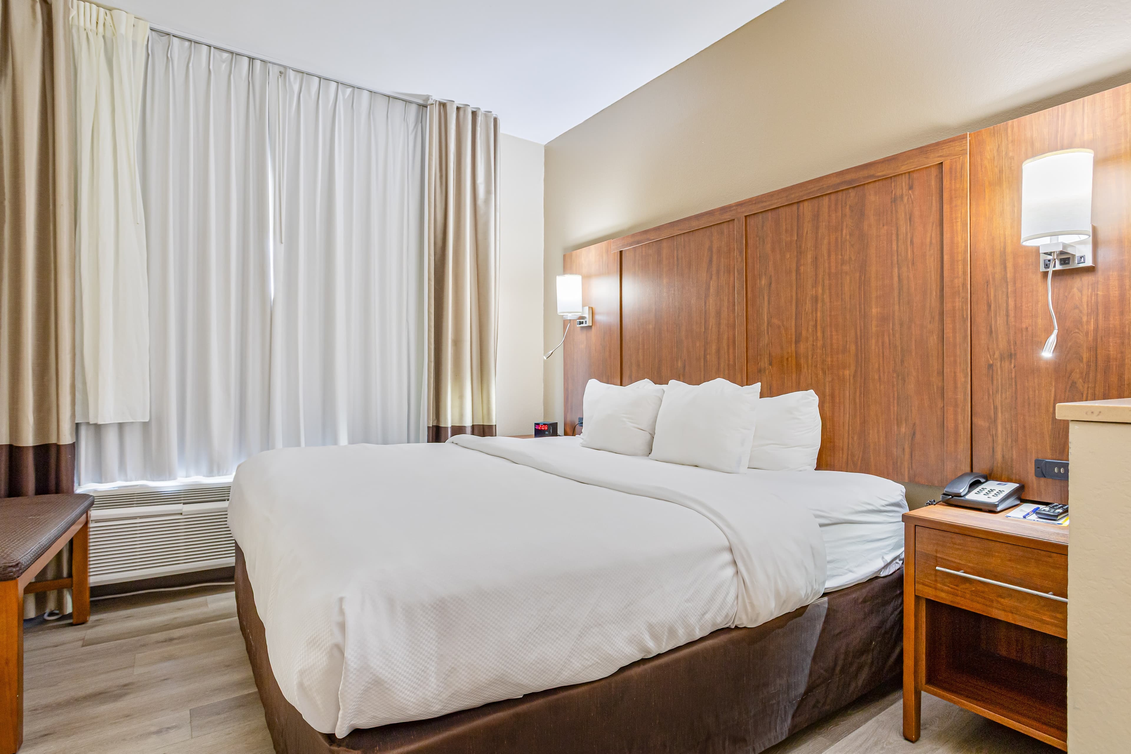 Comfort Inn & Suites Montgomery East Carmichael Rd — 17