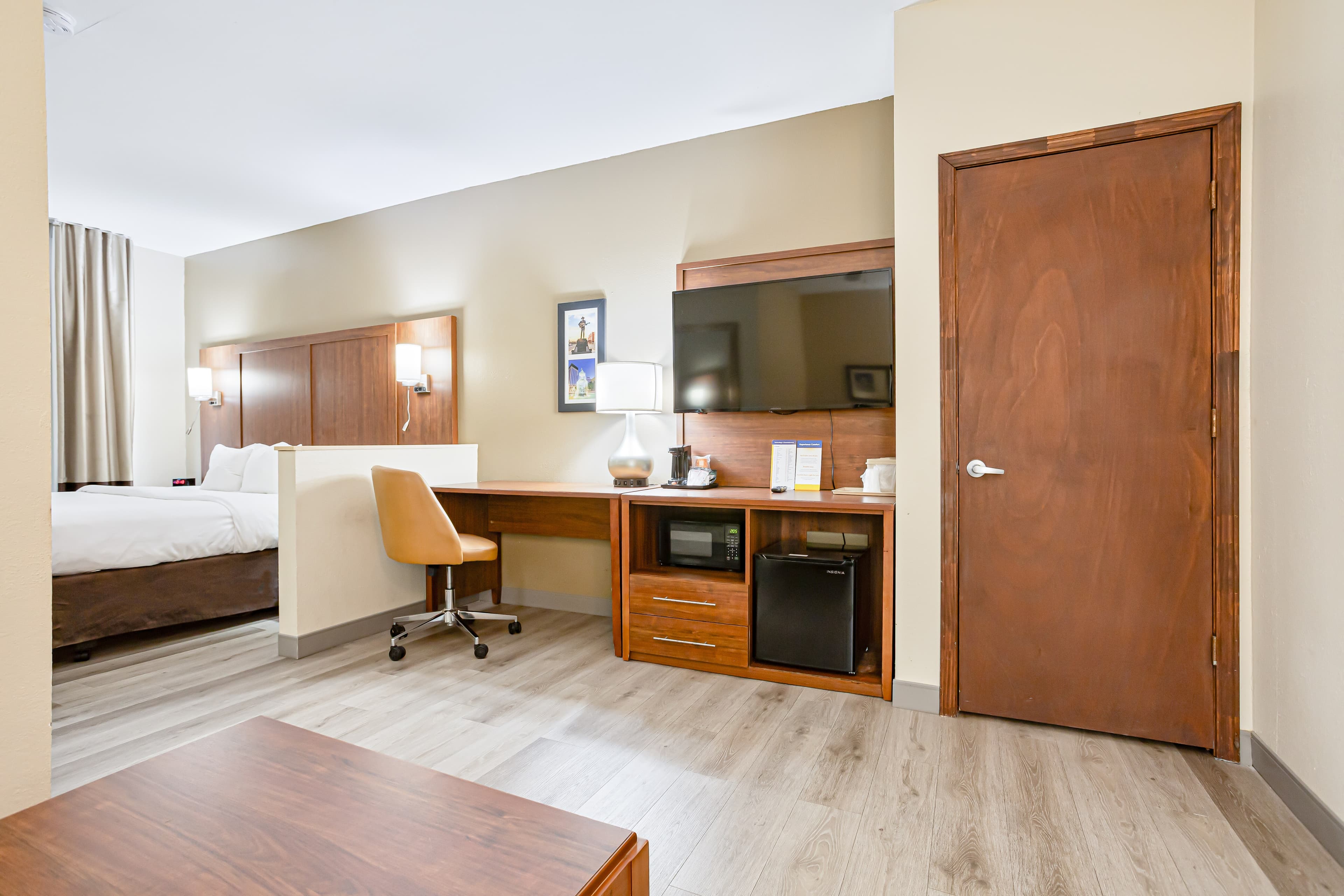 Comfort Inn & Suites Montgomery East Carmichael Rd — 20