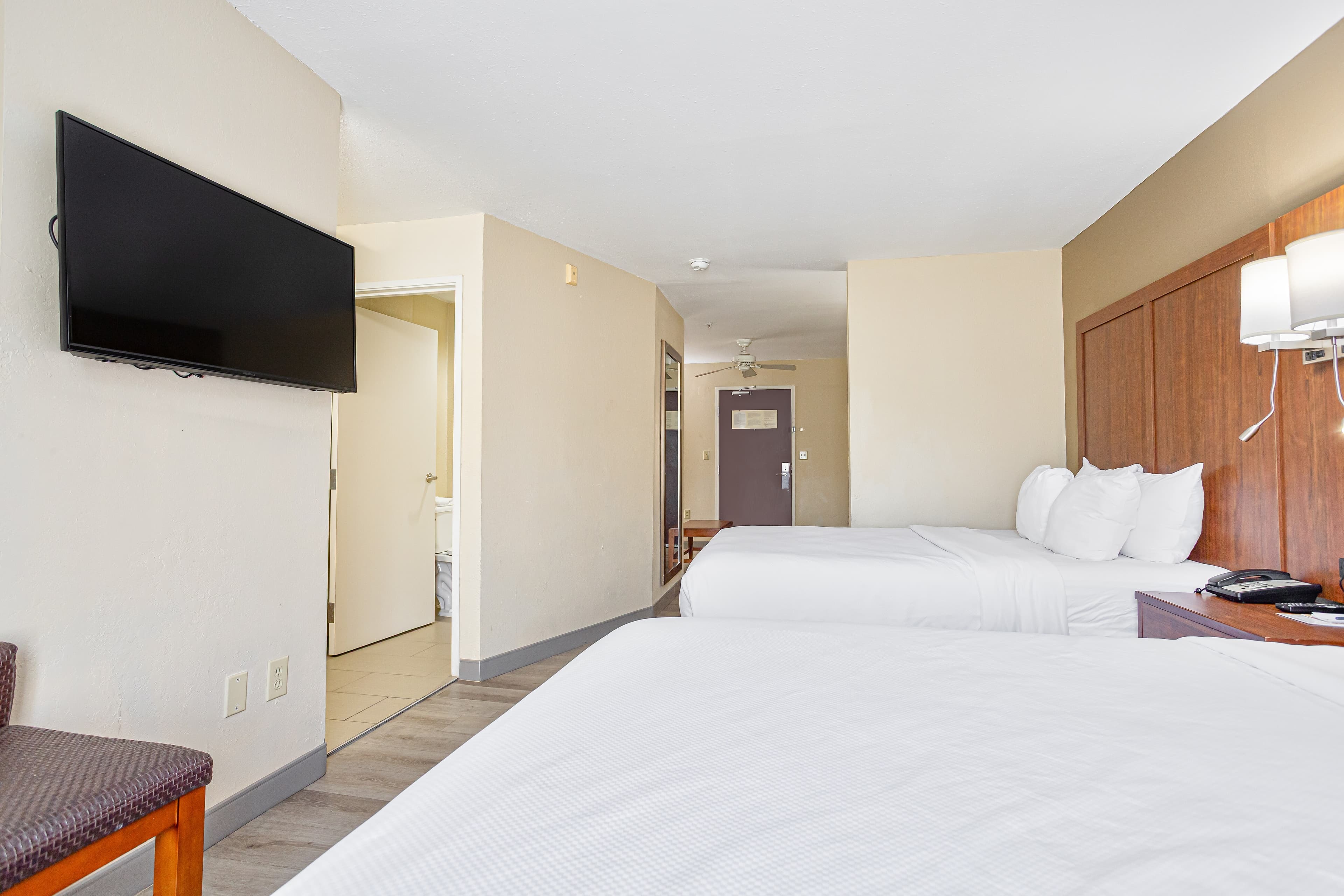 Comfort Inn & Suites Montgomery East Carmichael Rd — 6
