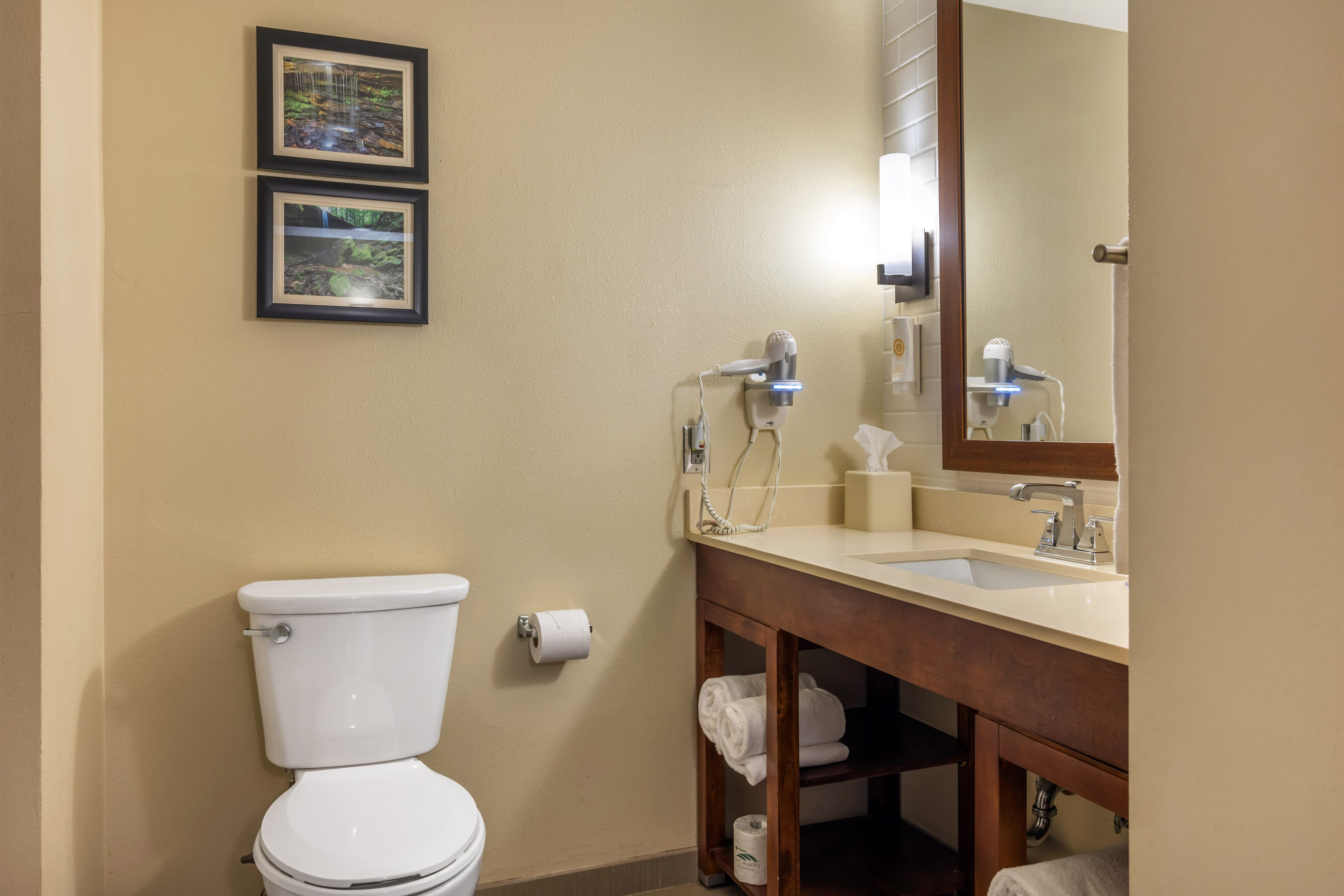 Comfort Inn & Suites At CrossPlex Village — 30