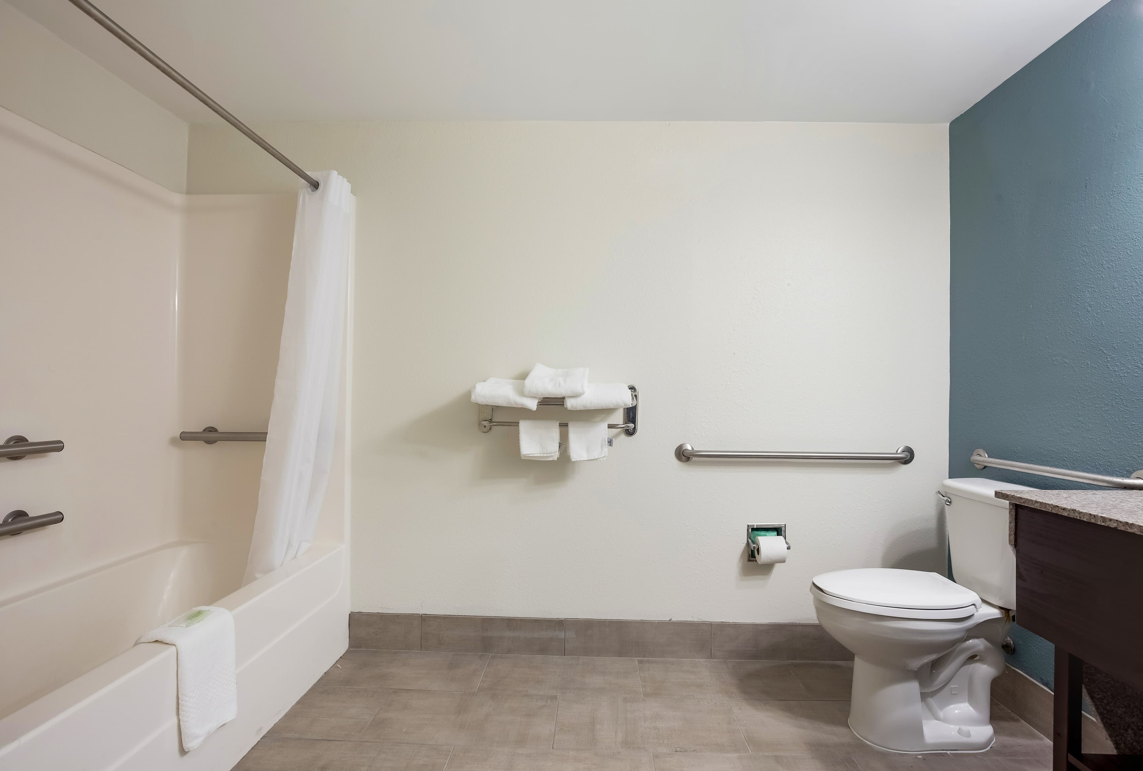 Sleep Inn & Suites Foley - Gulf Shores North — 6