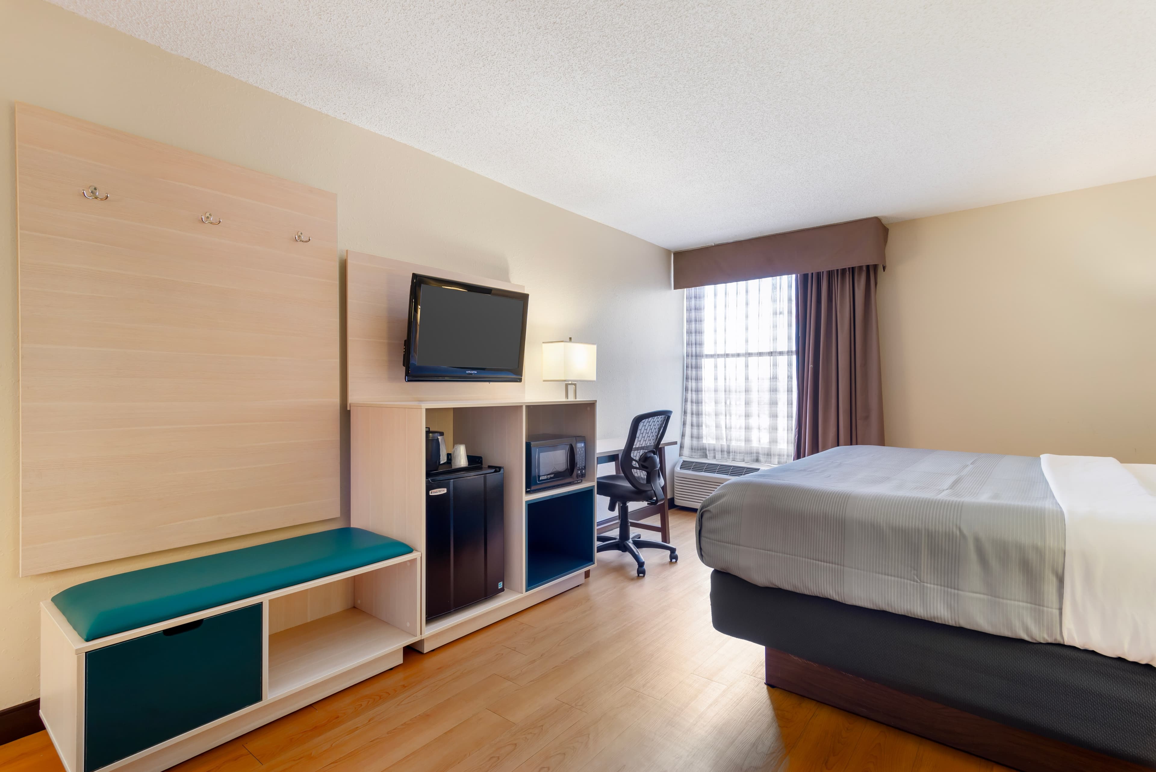 Quality Inn Valley - West Point - Image 4