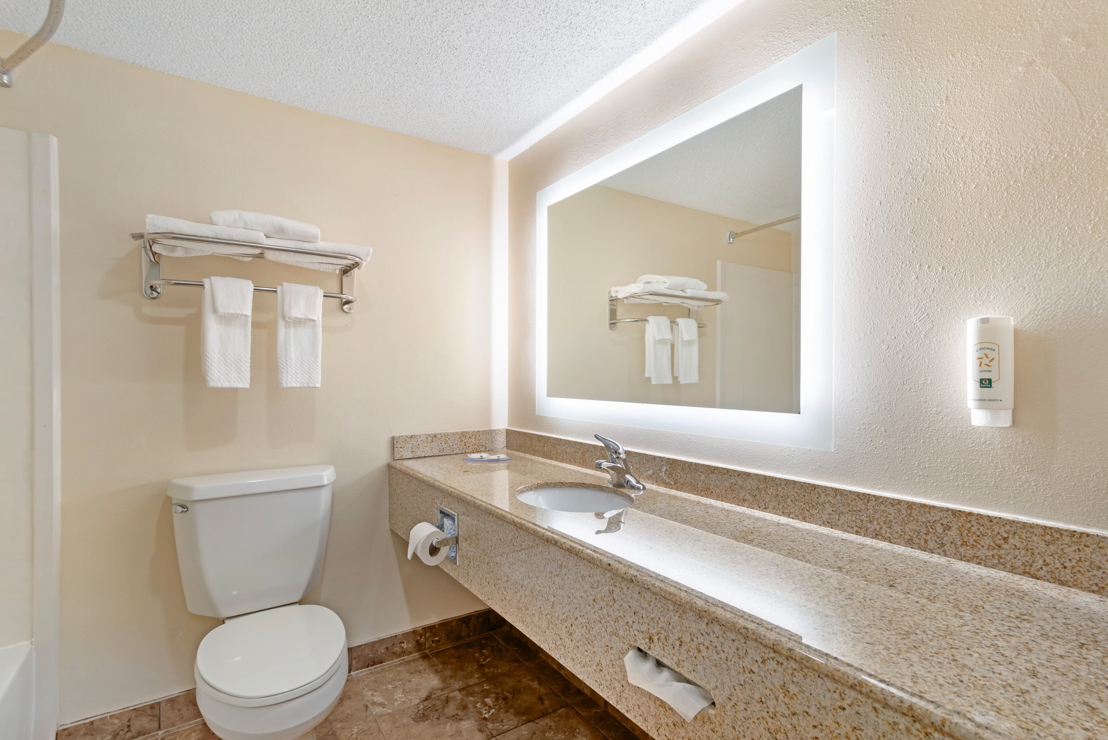 Quality Inn Valley - West Point — 16