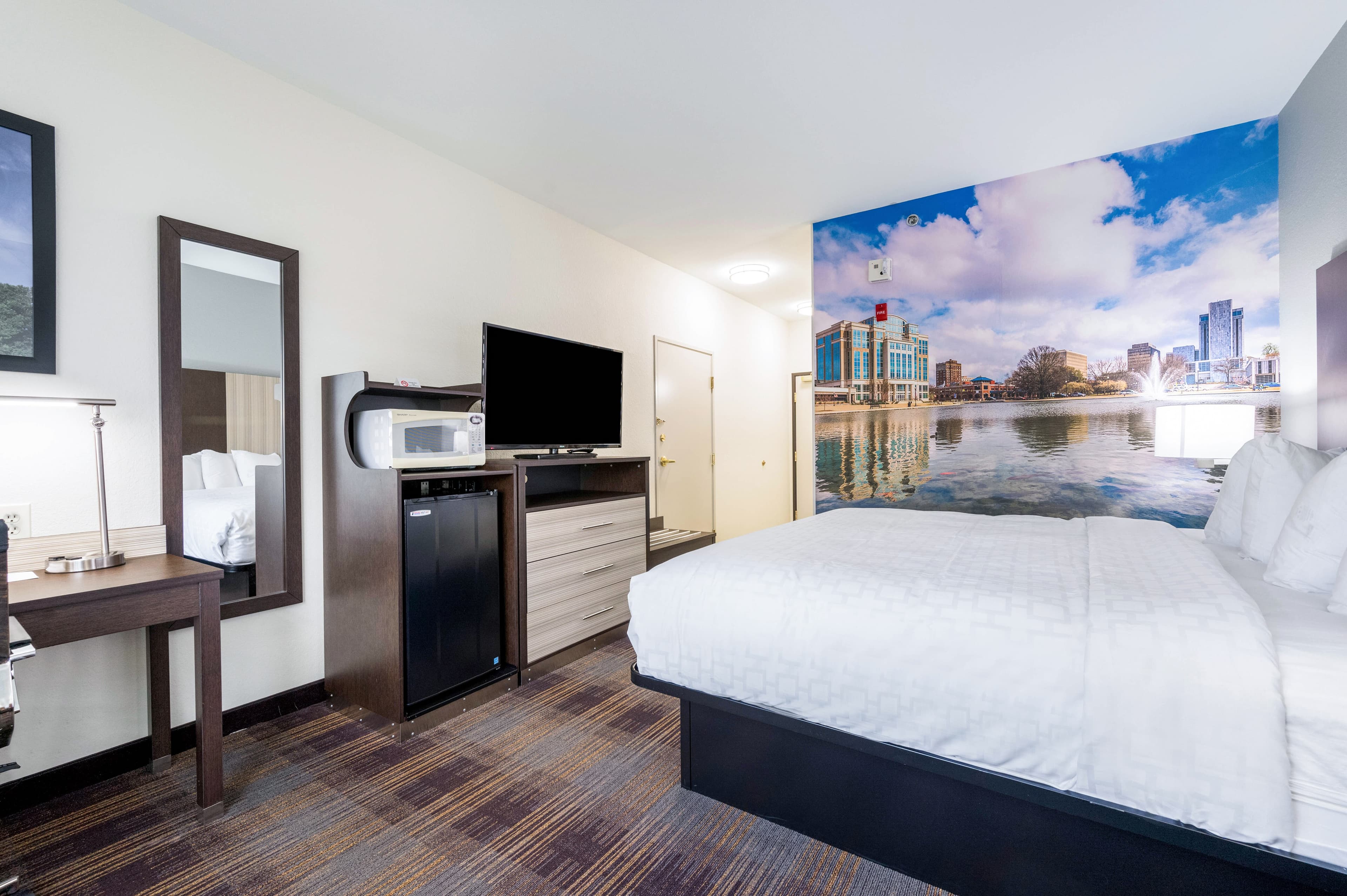 Clarion Pointe Madison-Huntsville - Image 3