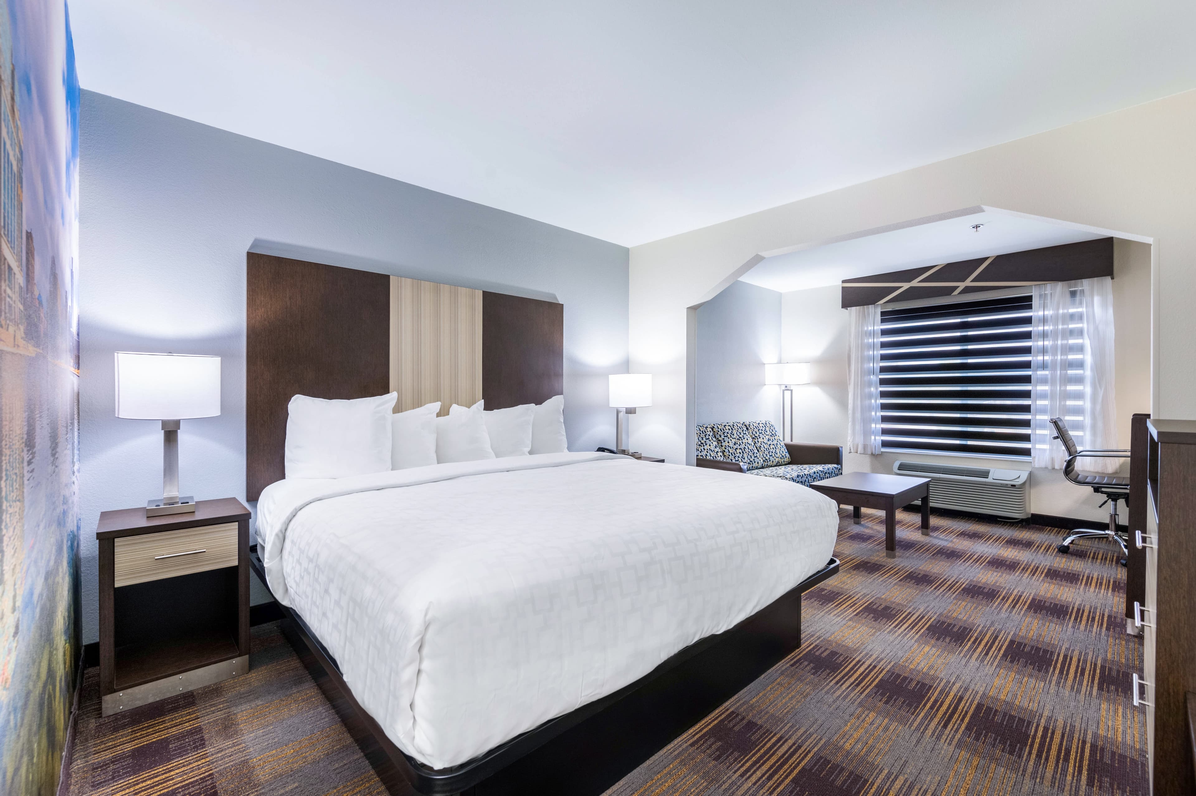 Clarion Pointe Madison-Huntsville — 18