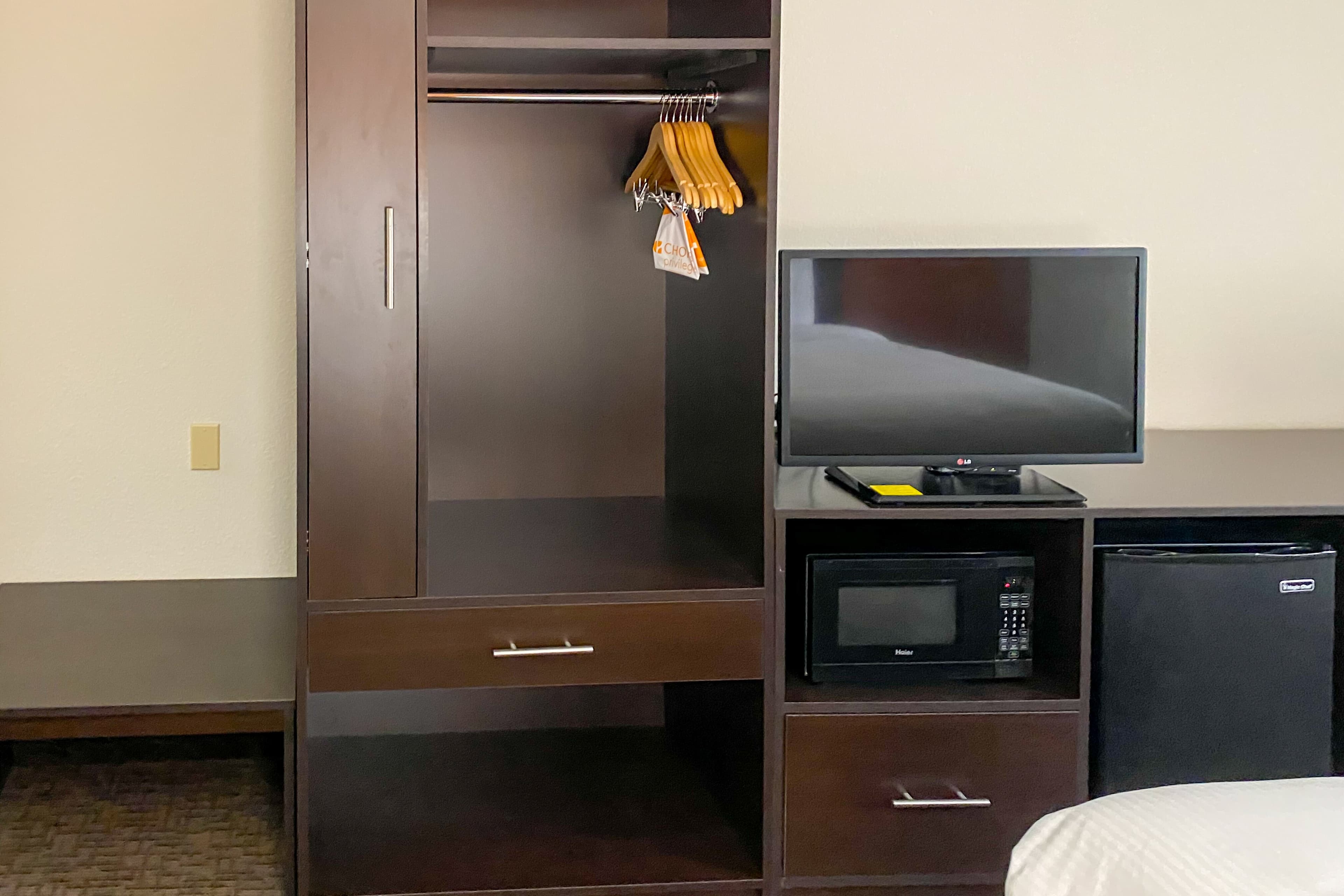 Sleep Inn & Suites Decatur West - Image 5