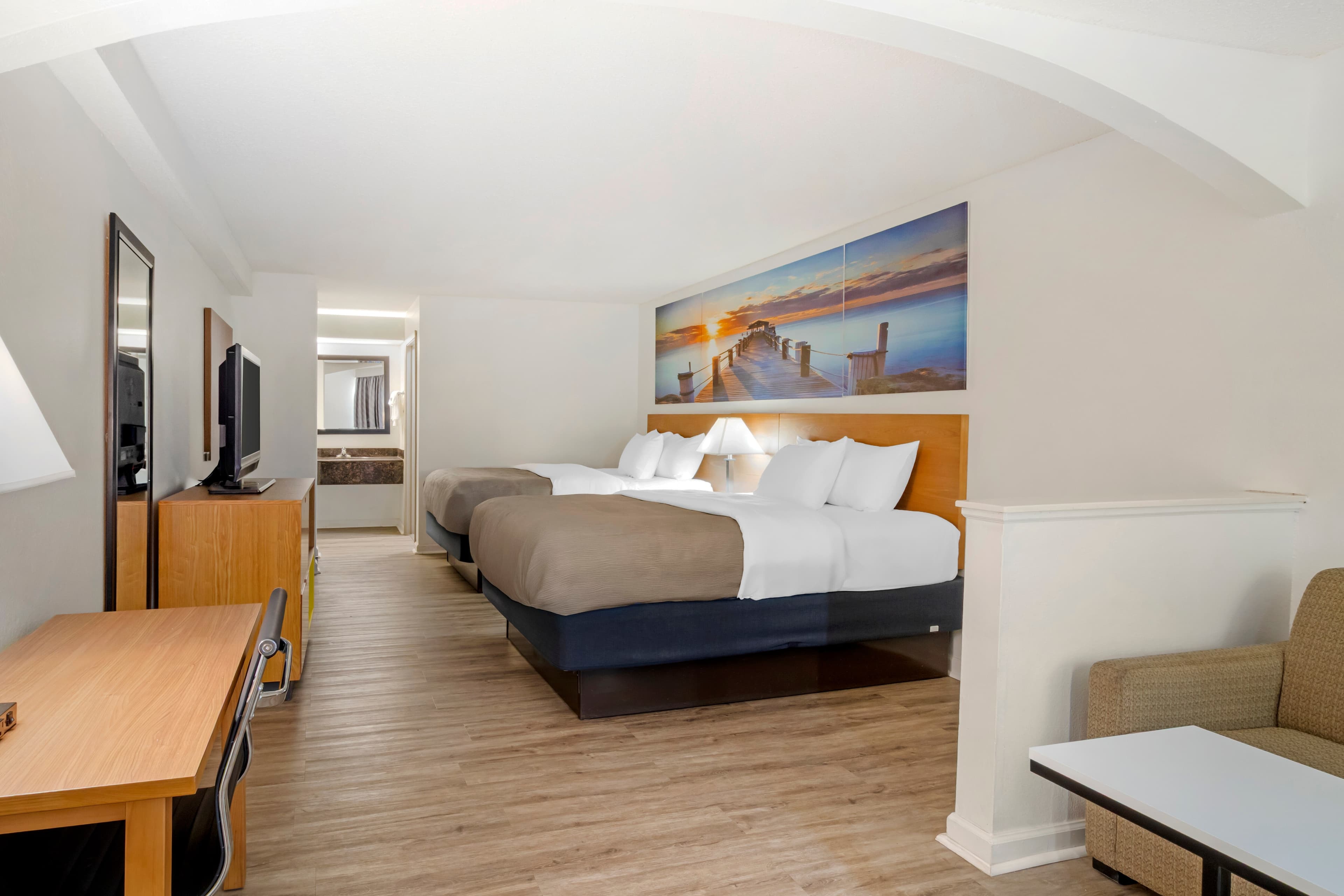 Quality Inn & Suites Decatur - Priceville I-65 — 45