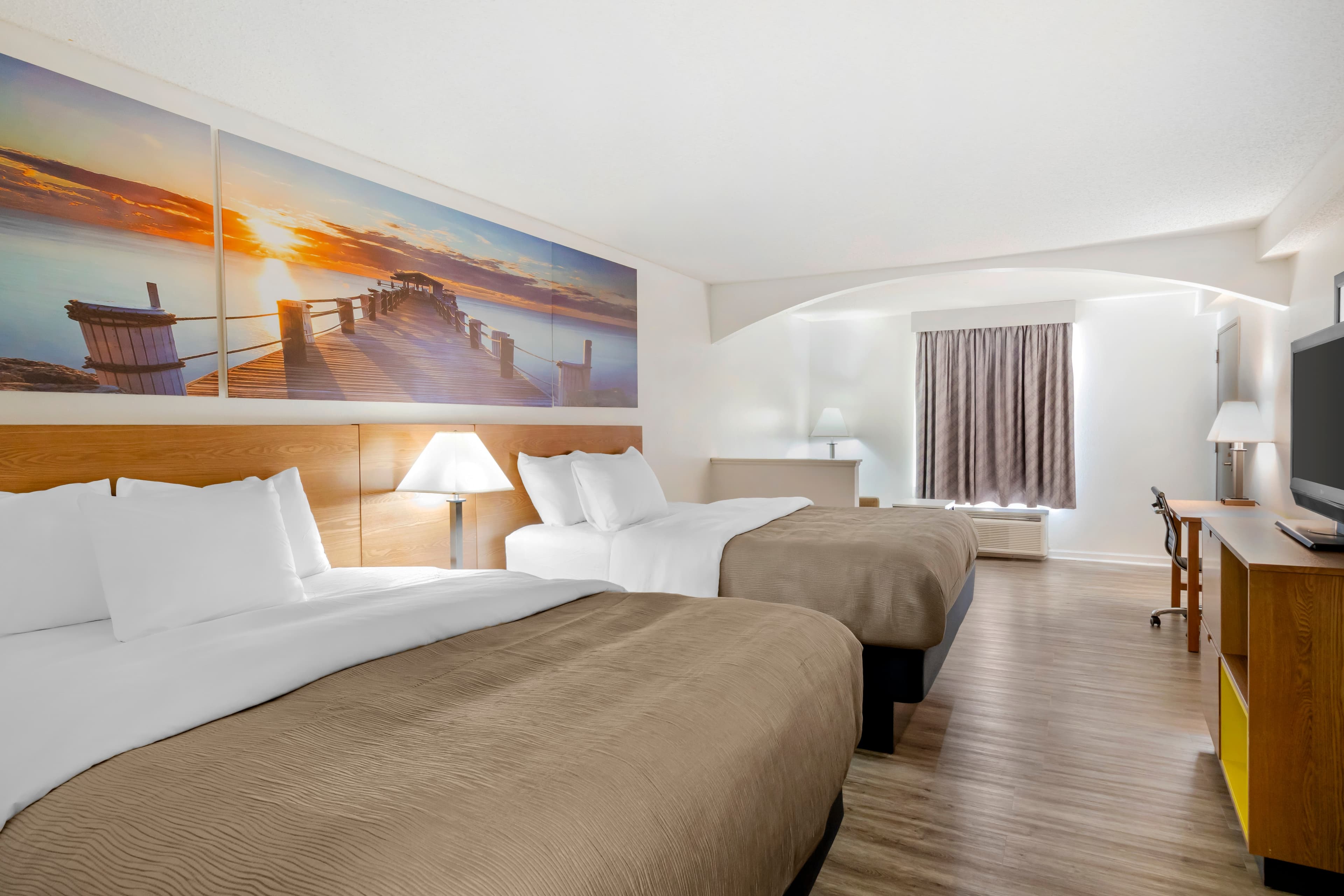 Quality Inn & Suites Decatur - Priceville I-65 — 46