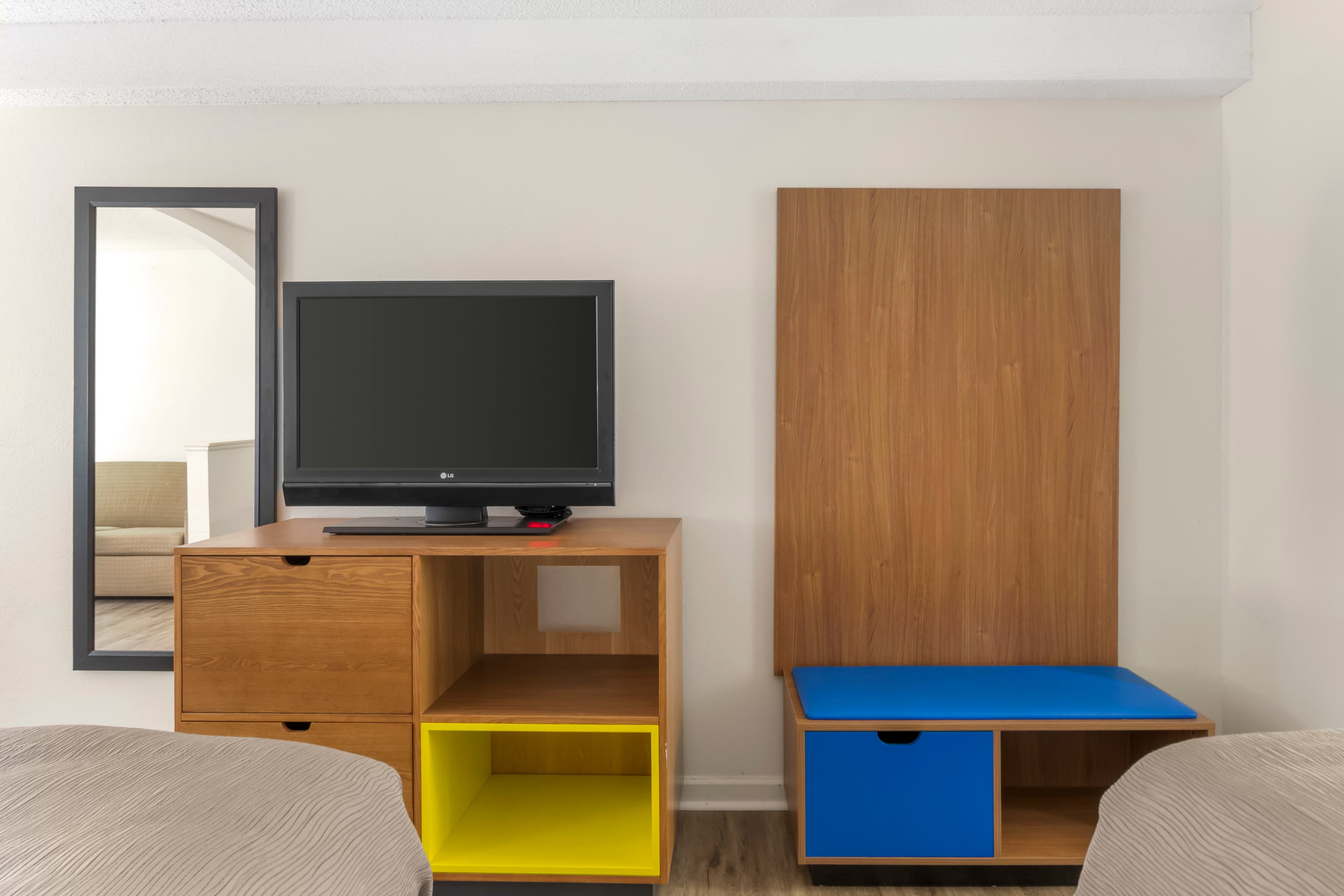Quality Inn & Suites Decatur - Priceville I-65 — 47