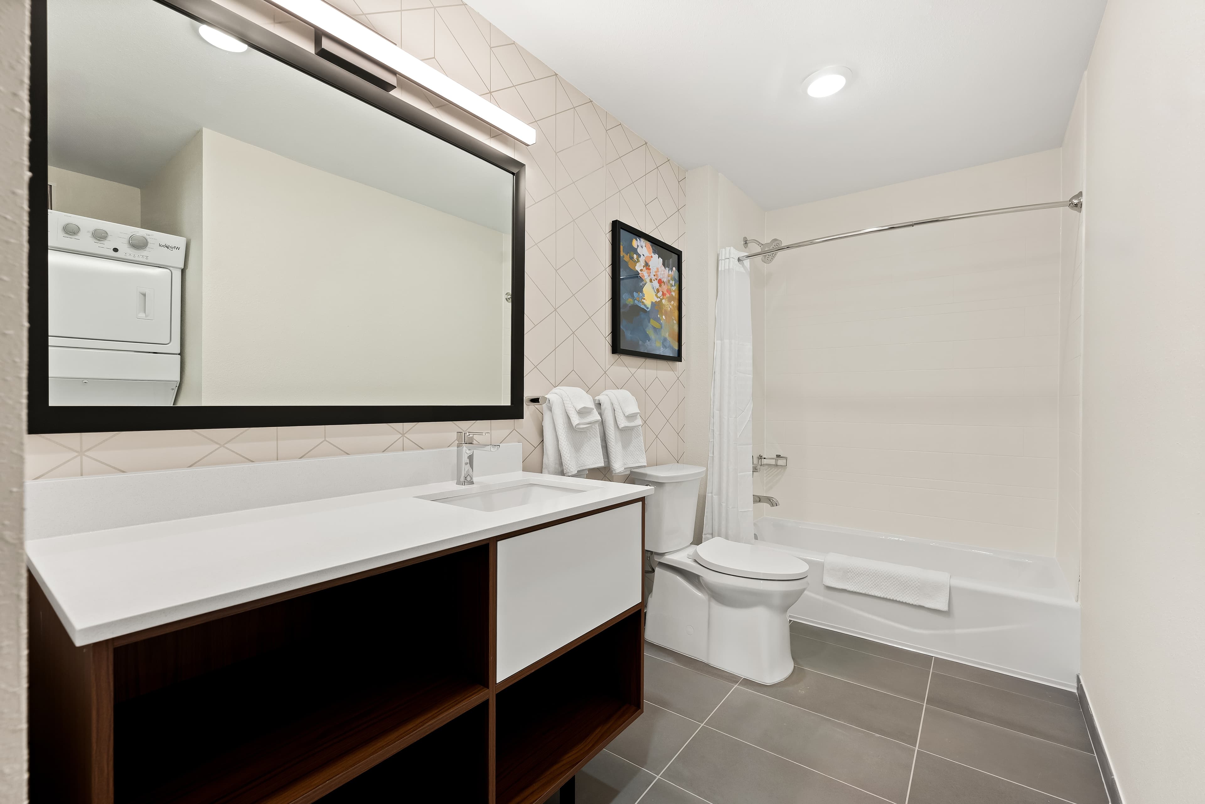 Everhome Suites Huntsville - Research Park — 38