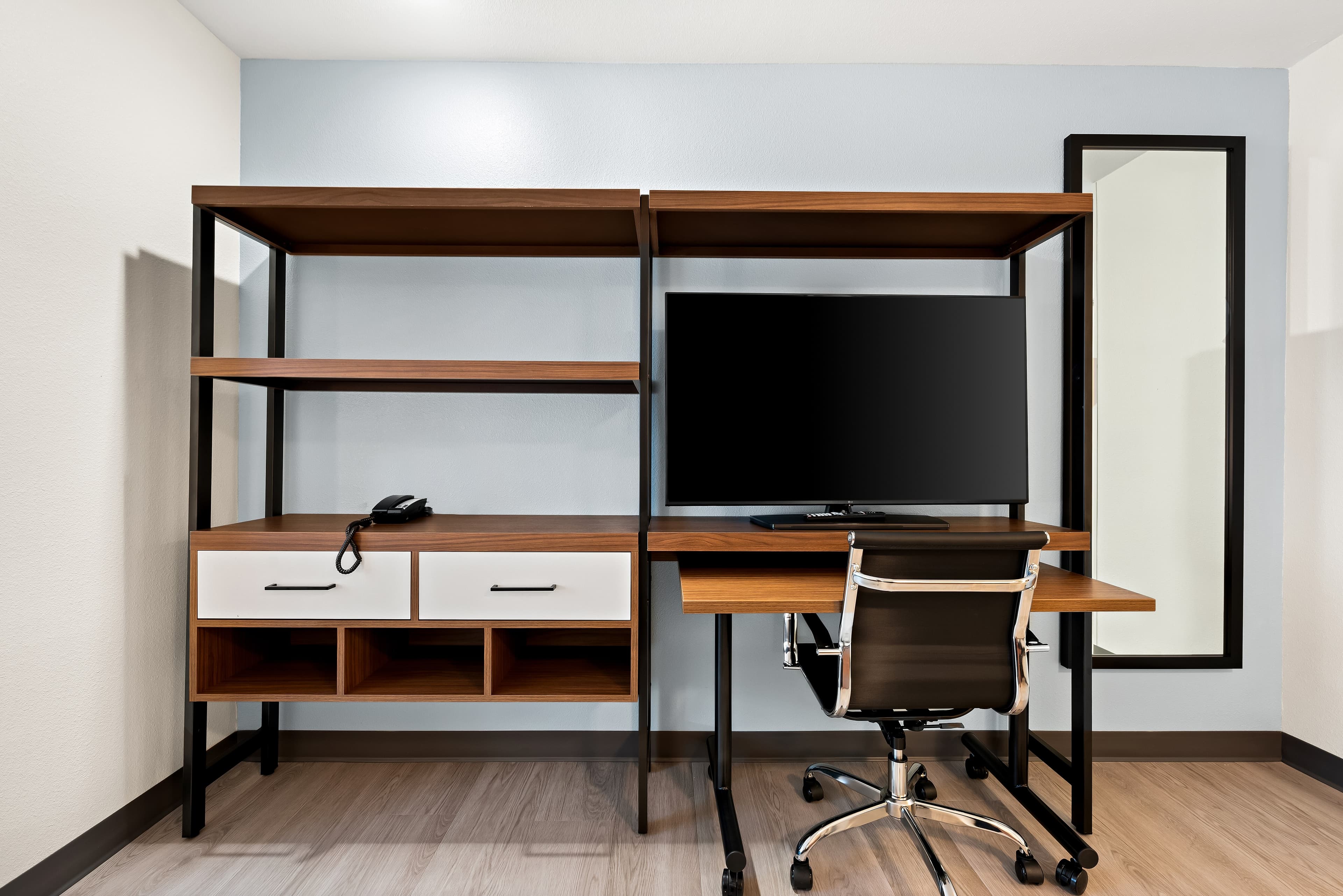 Everhome Suites Huntsville - Research Park — 18