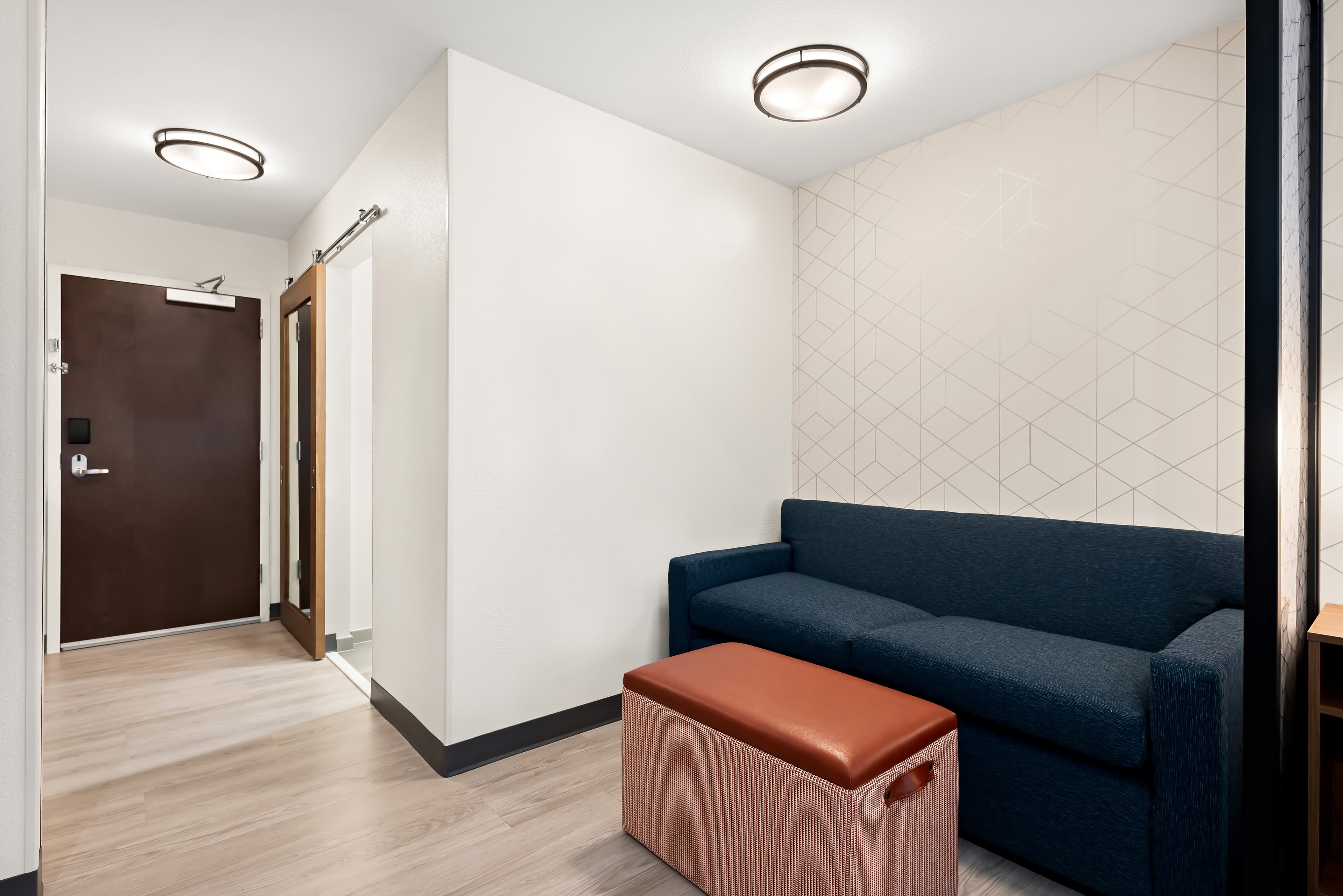 Everhome Suites Huntsville - Research Park — 19