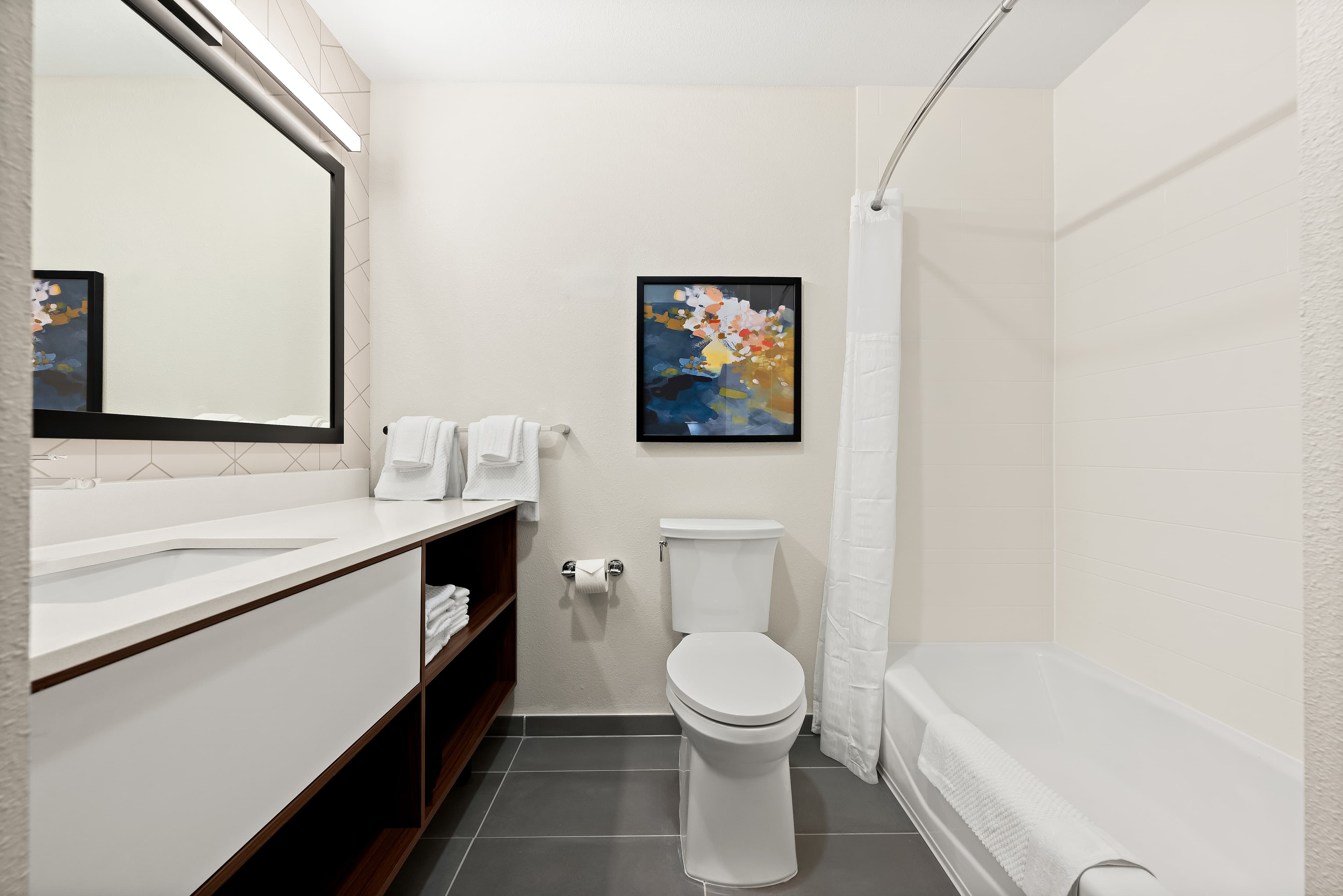 Everhome Suites Huntsville - Research Park — 26