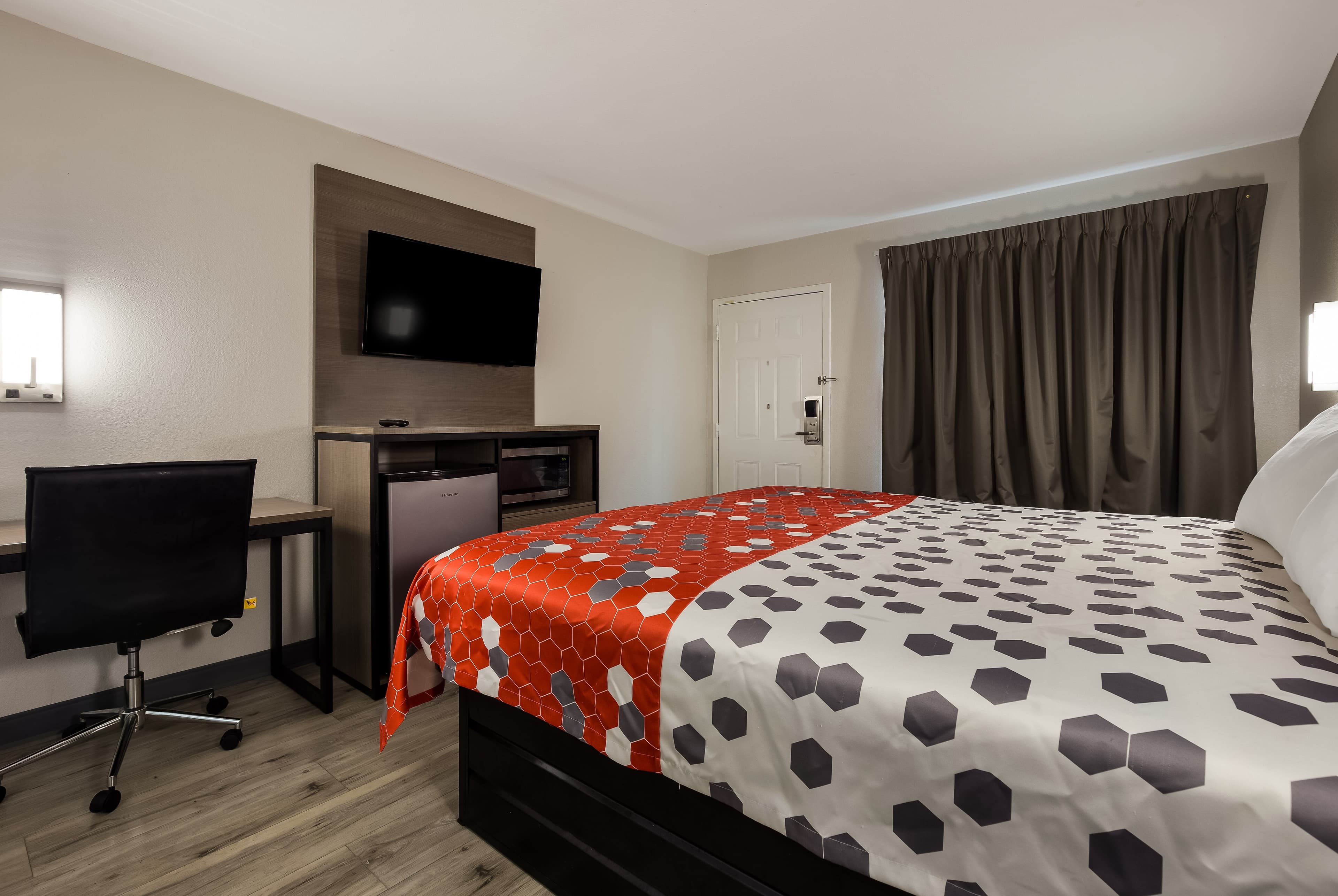 Econo Lodge Mobile Airport Blvd. — 9
