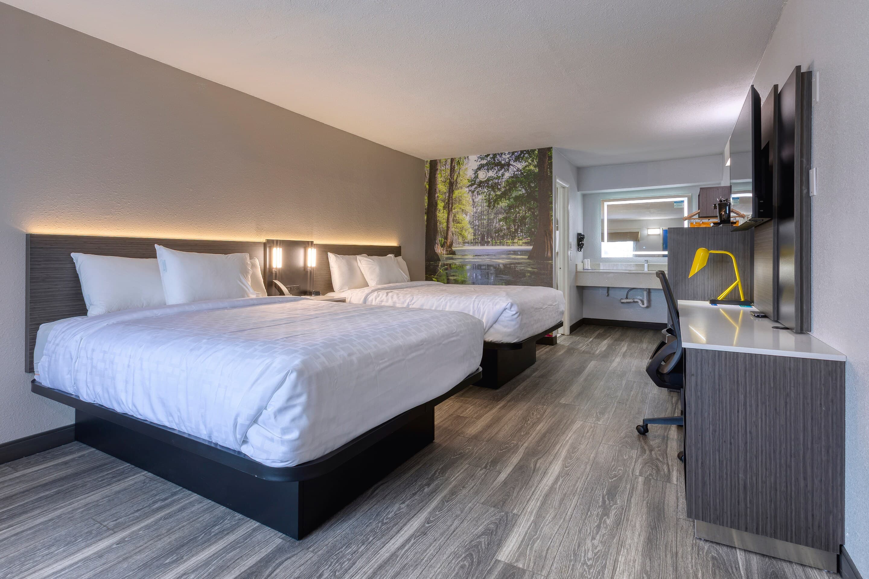 Clarion Pointe Decatur River City — 12