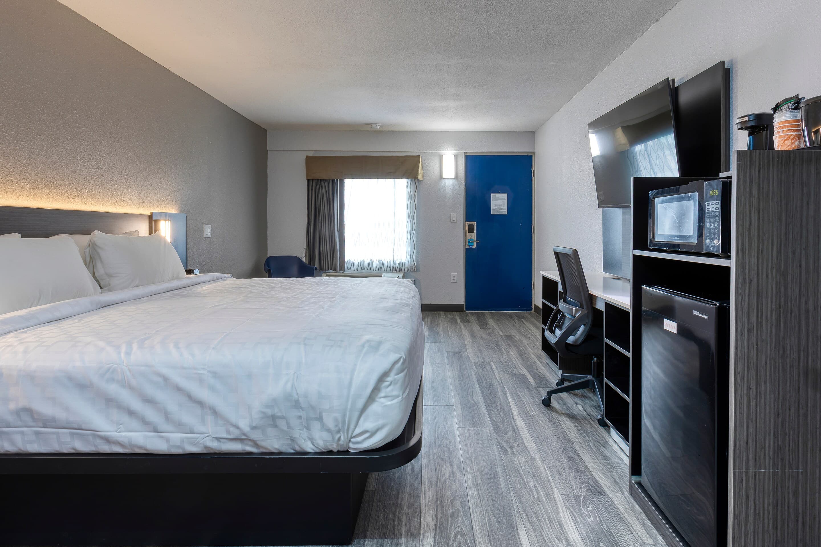 Clarion Pointe Decatur River City — 30